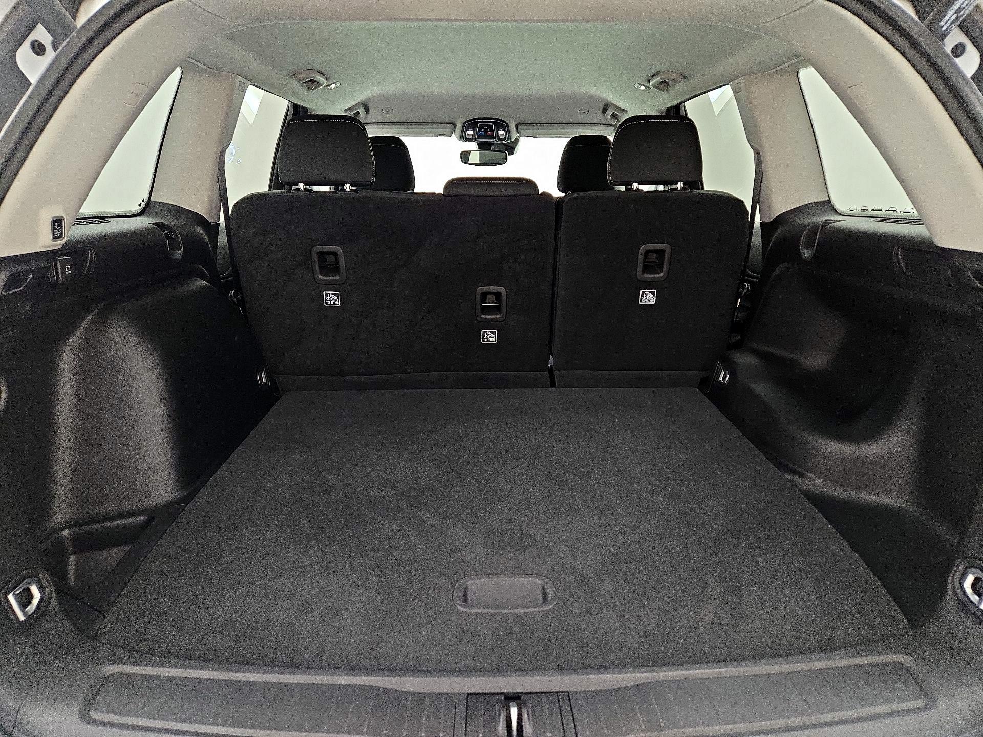 Thumbnail: 2023 Jeep Grand Cherokee - 20