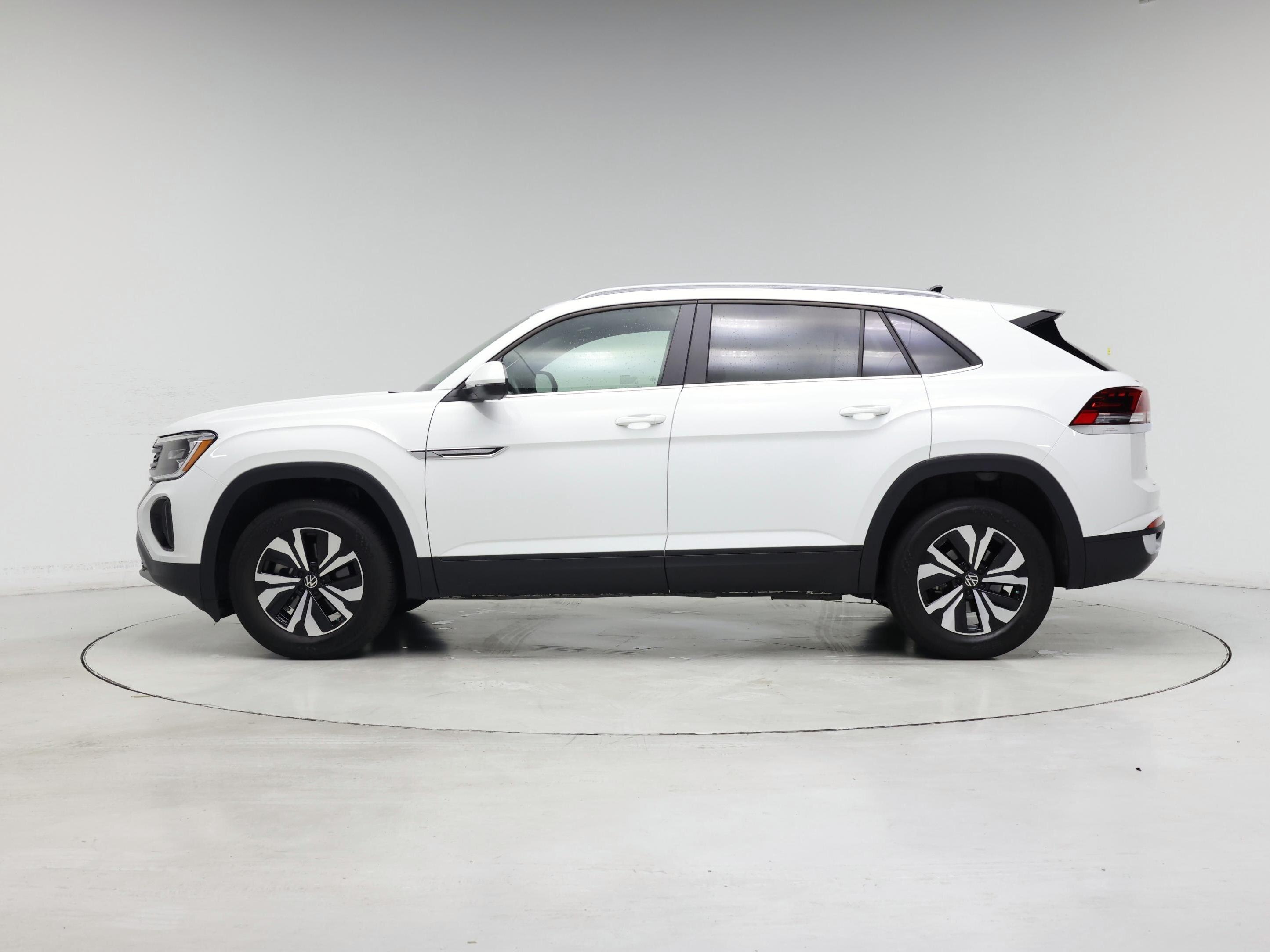 Thumbnail: 2024 Volkswagen Atlas - 3