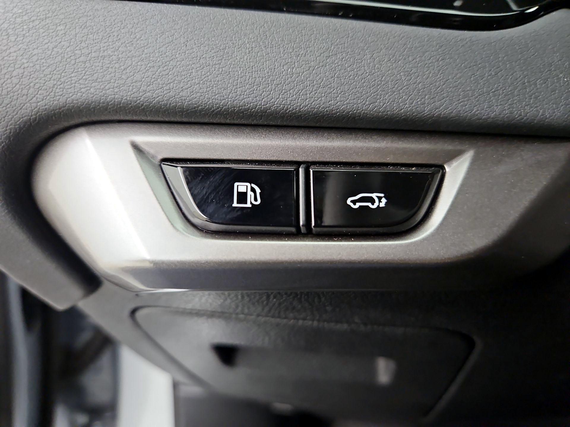 Thumbnail: 2025 Lexus RX - 13