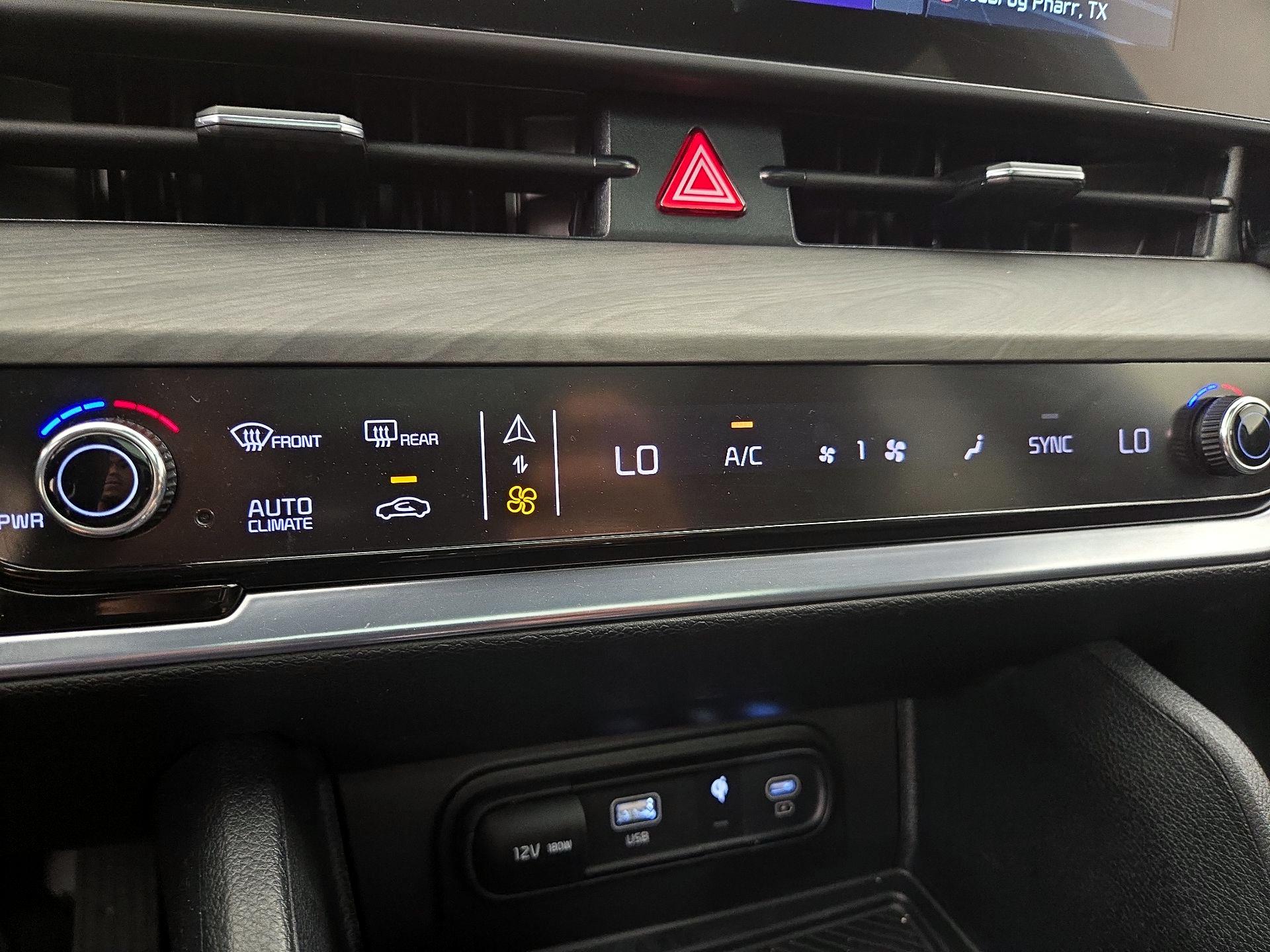 Thumbnail: 2025 Kia Sportage - 17