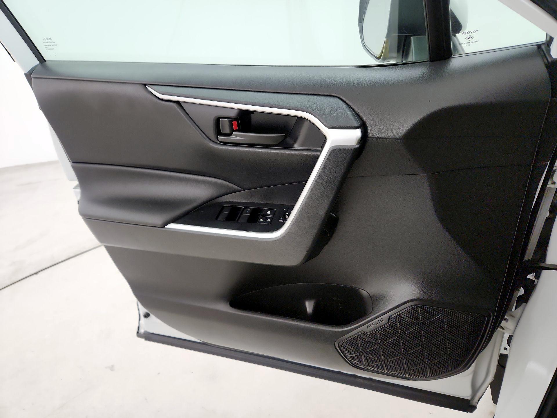 Thumbnail: 2024 Toyota RAV4 - 12