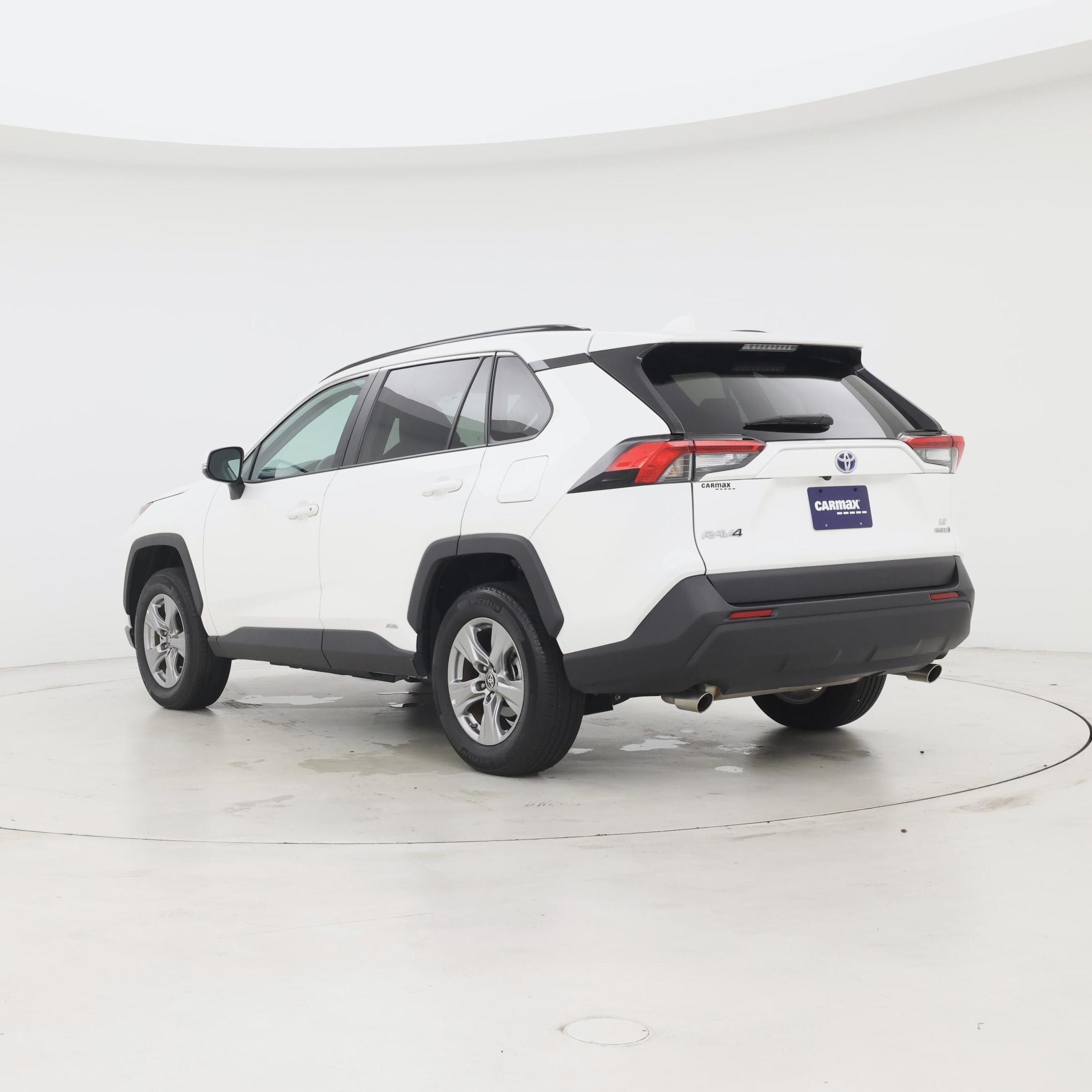 Thumbnail: 2024 Toyota RAV4 - 2