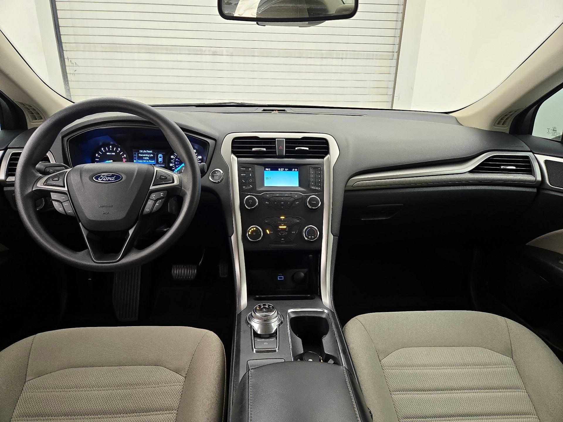 Thumbnail: 2020 Ford Fusion - 9