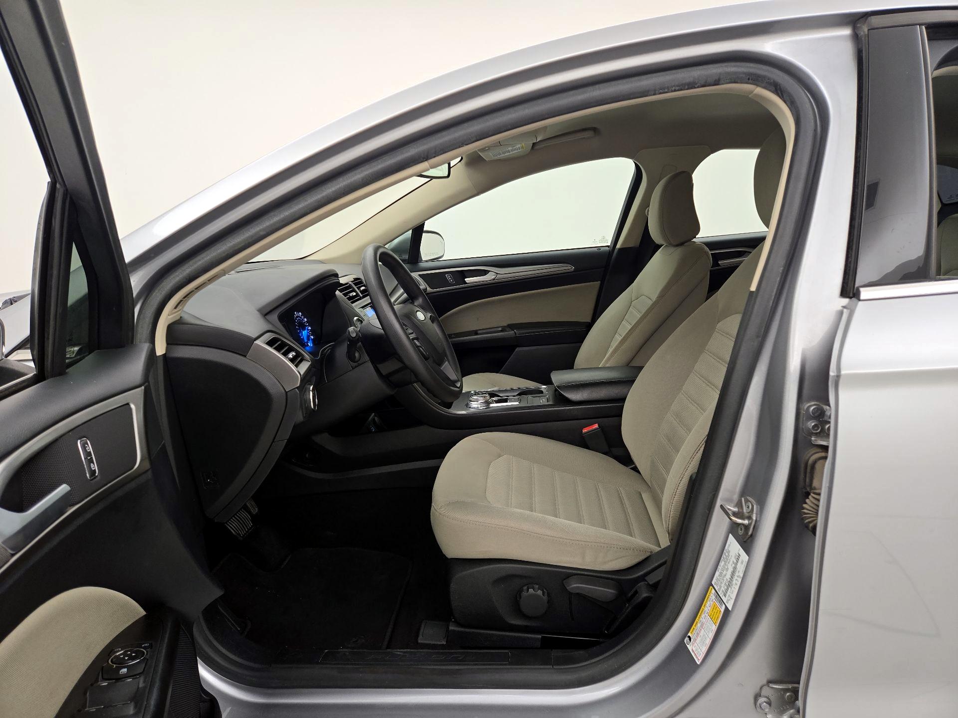 Thumbnail: 2020 Ford Fusion - 11