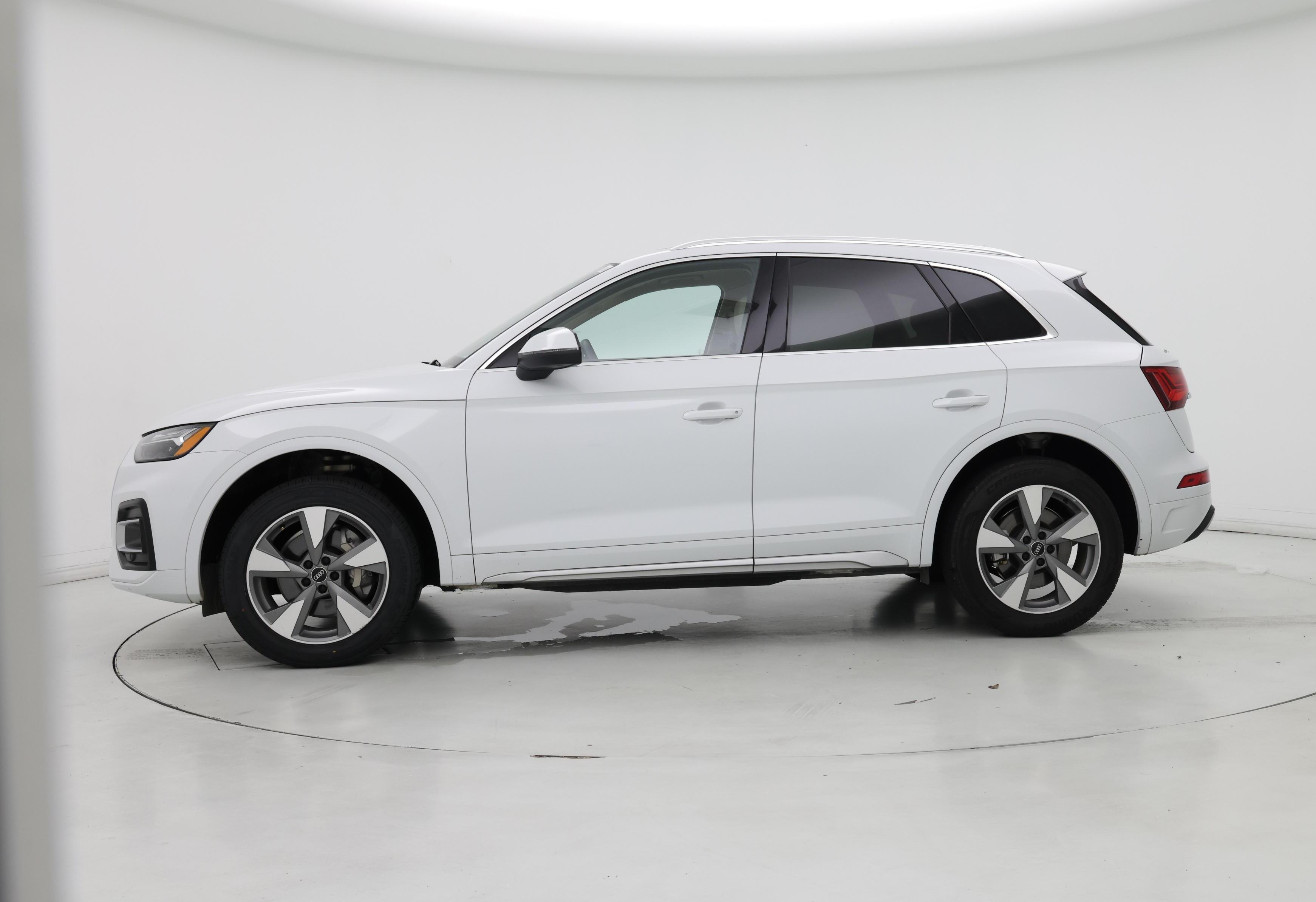 Thumbnail: 2024 Audi Q5 - 3