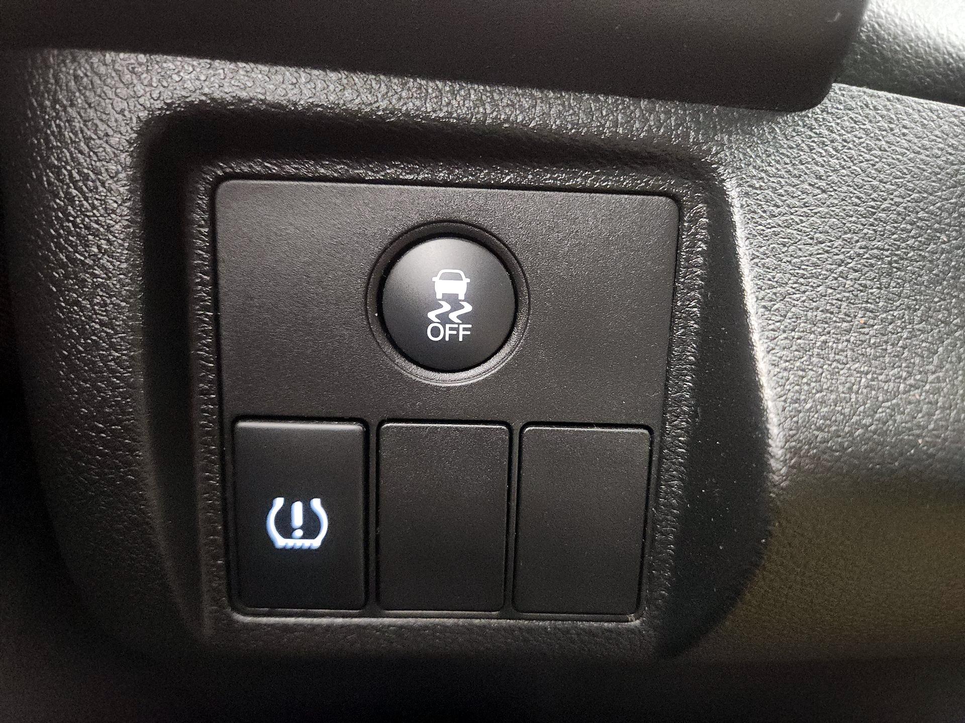 Thumbnail: 2016 Honda HR-V - 13