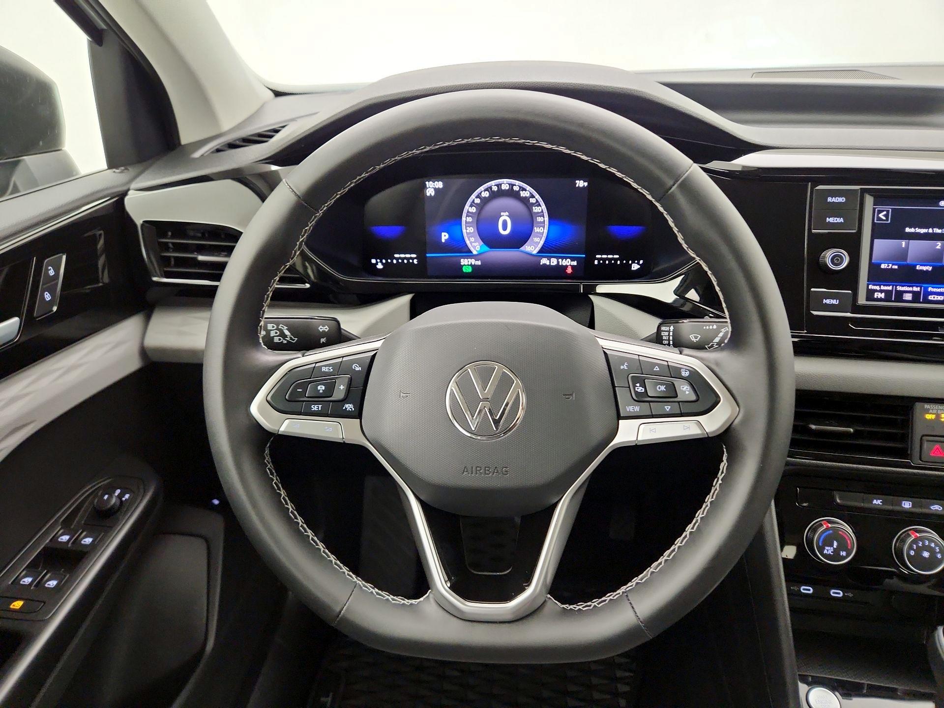 Thumbnail: 2024 Volkswagen Taos - 10