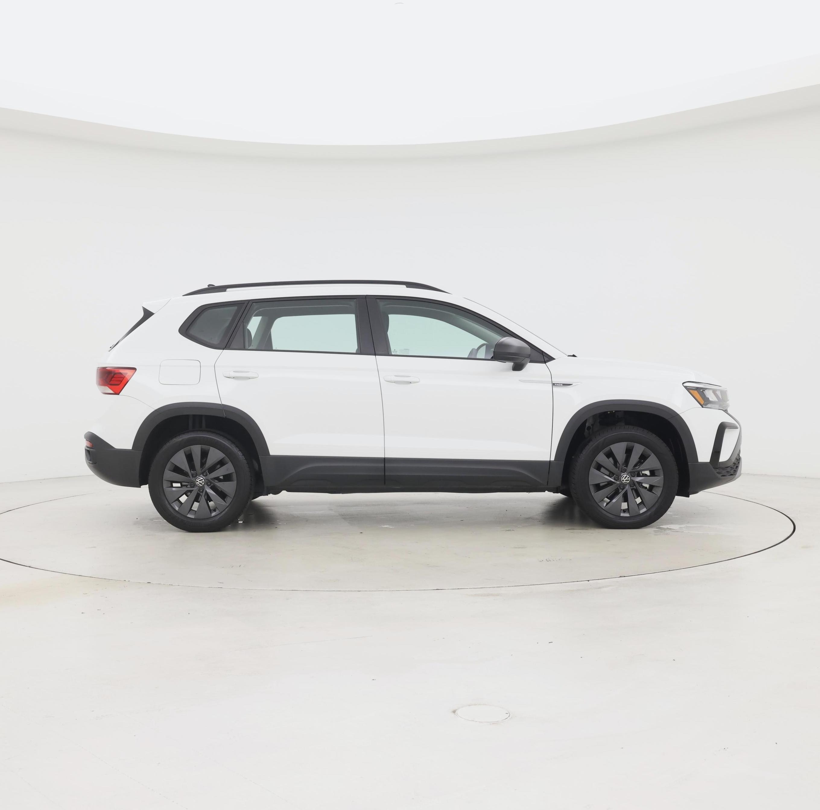 Thumbnail: 2024 Volkswagen Taos - 7