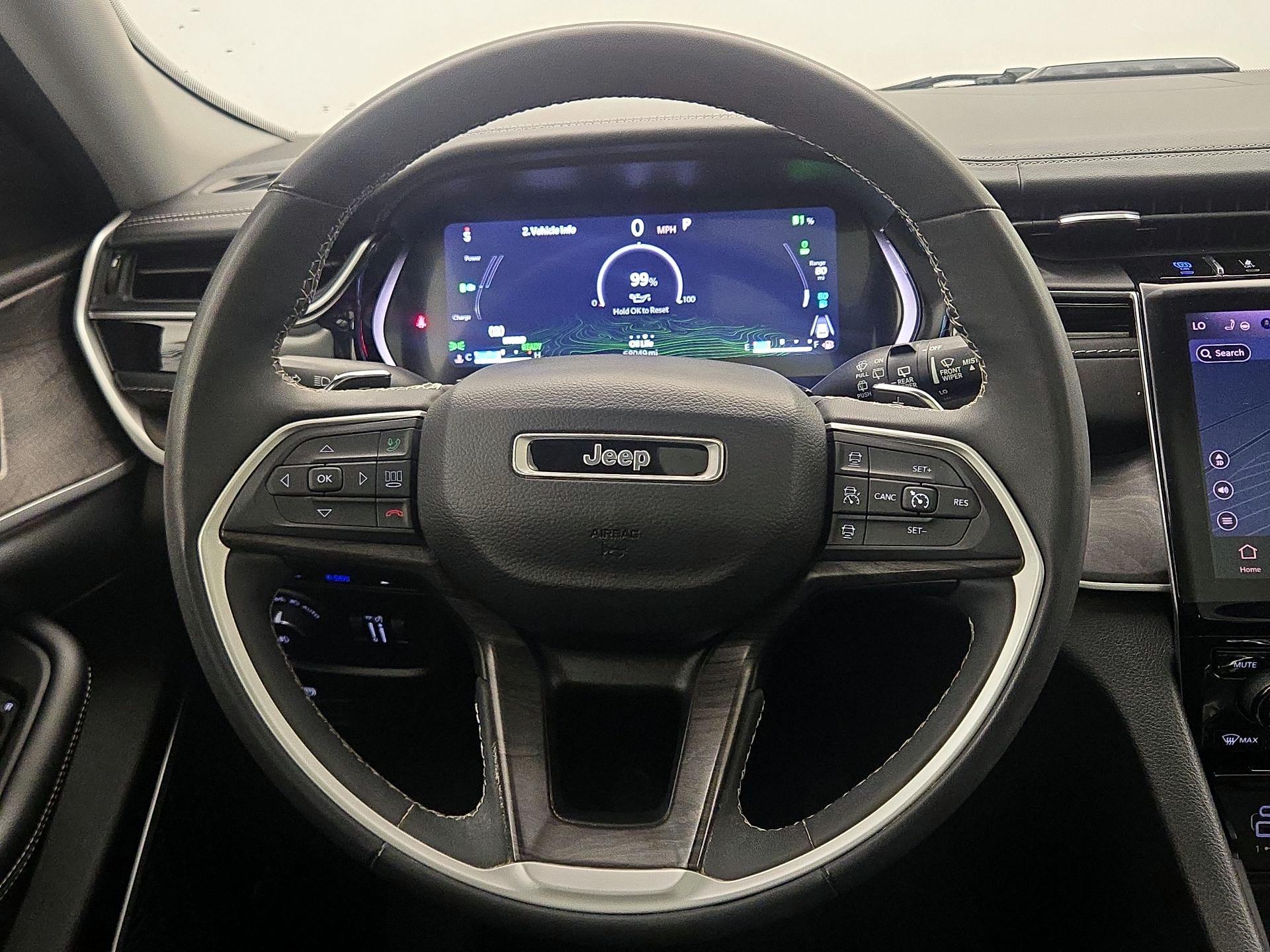 Thumbnail: 2022 Jeep Grand Cherokee - 10