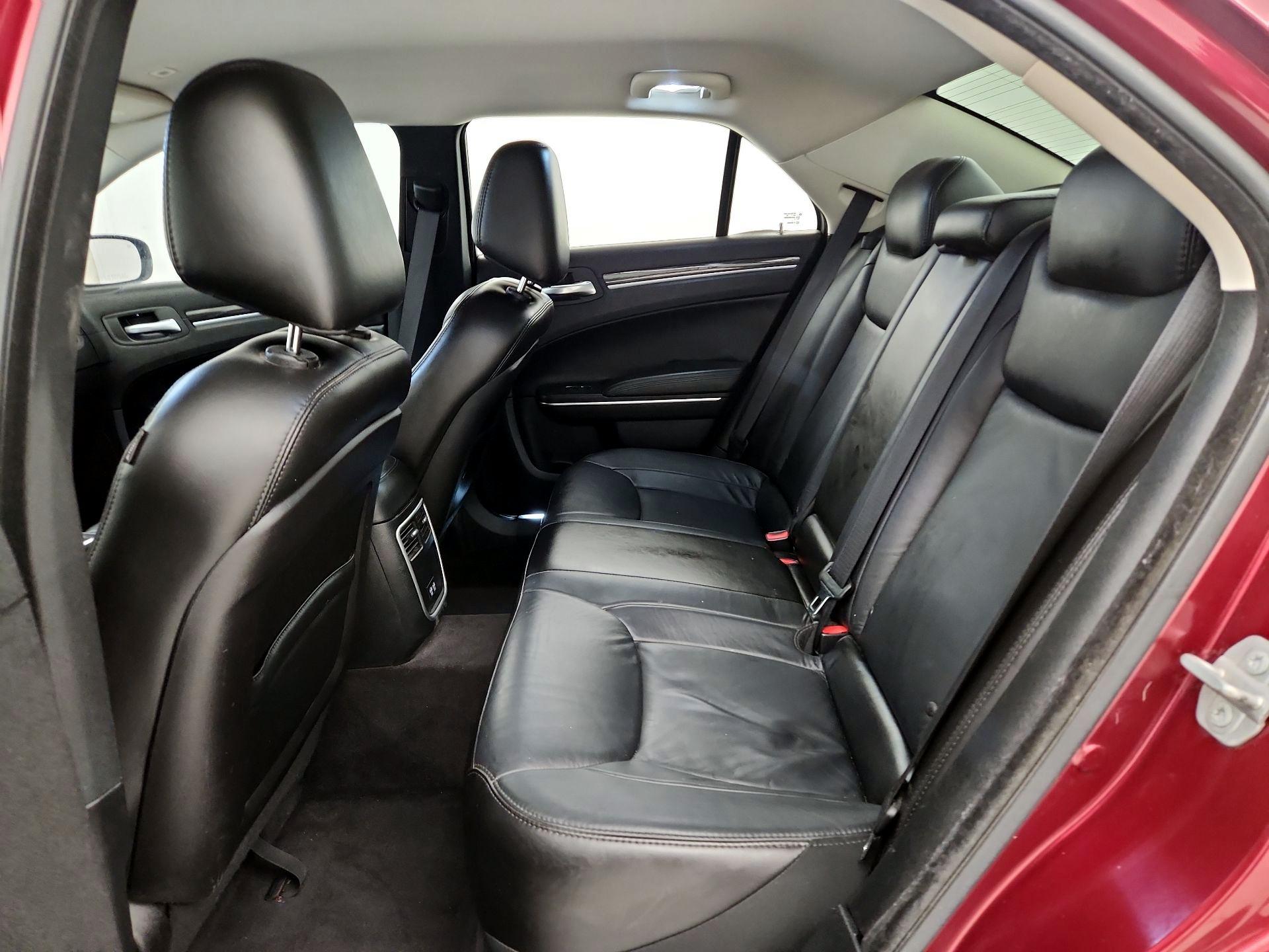 Thumbnail: 2017 Chrysler 300 - 19