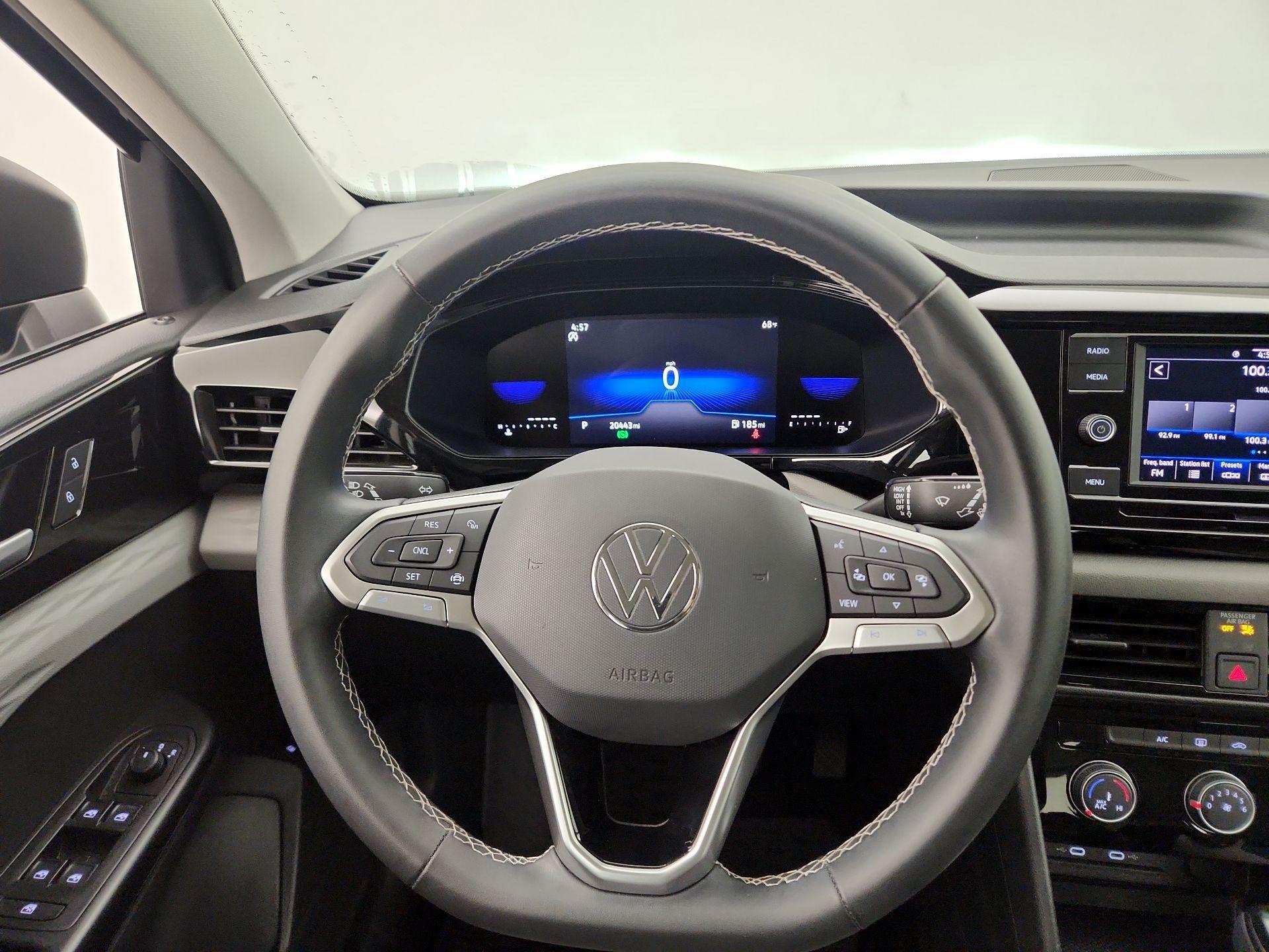 Thumbnail: 2023 Volkswagen Taos - 10