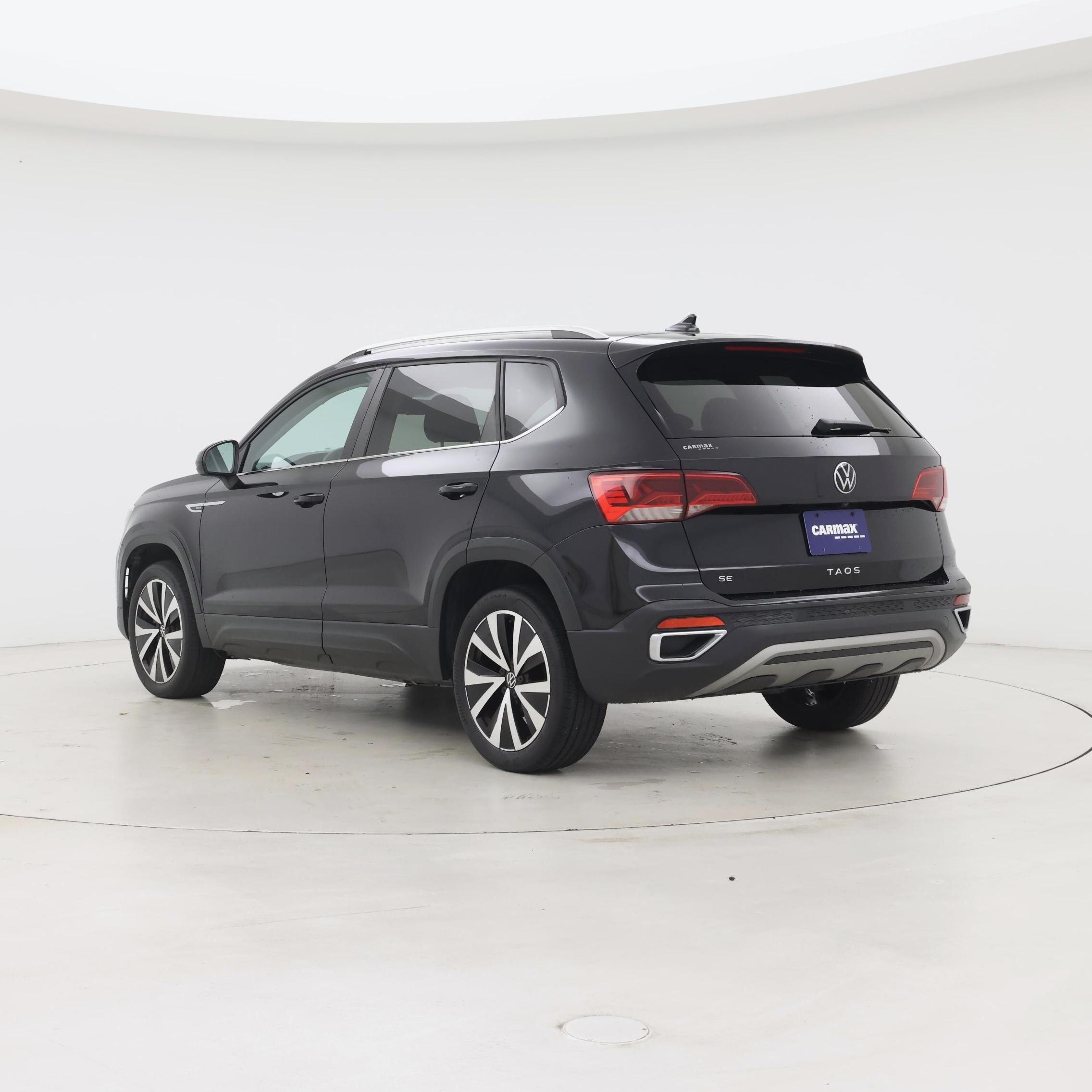 Thumbnail: 2022 Volkswagen Taos - 2