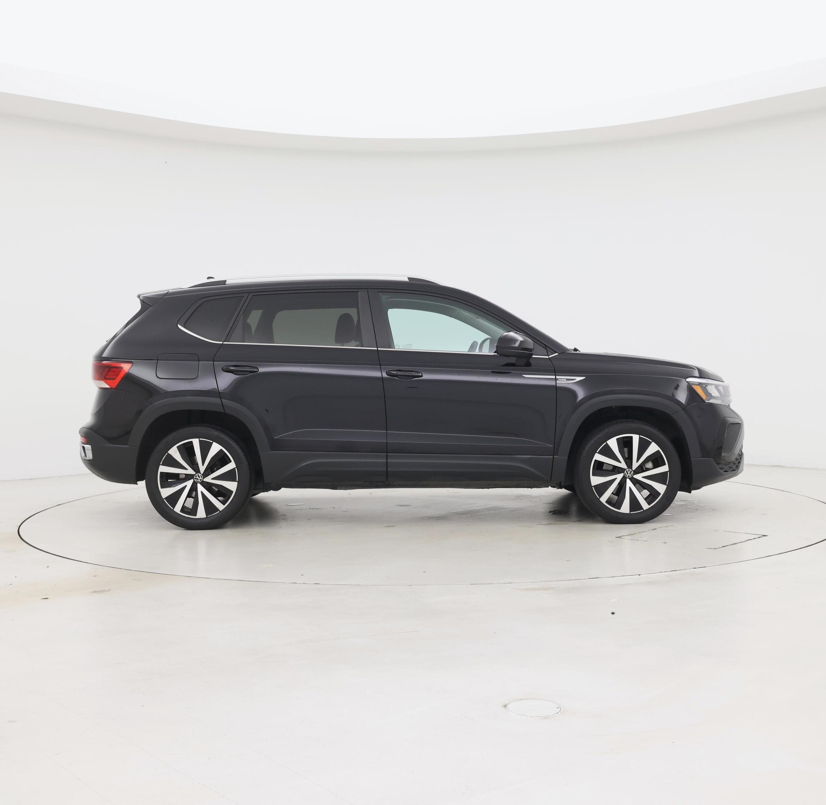 Thumbnail: 2022 Volkswagen Taos - 7