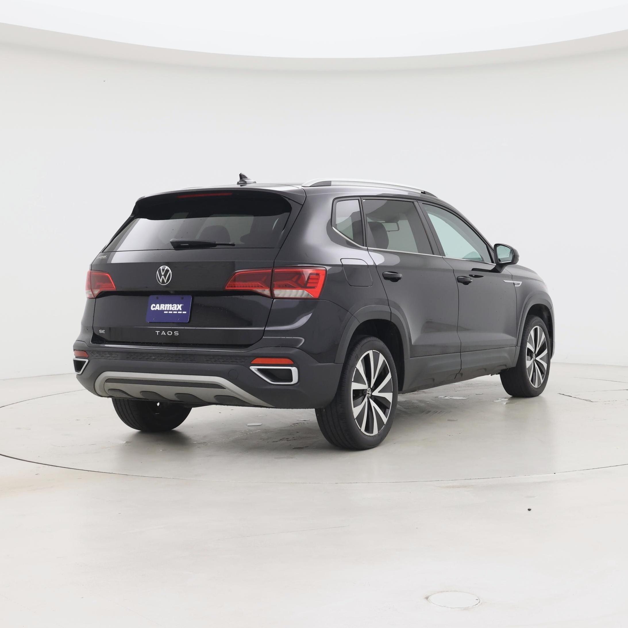 Thumbnail: 2022 Volkswagen Taos - 8