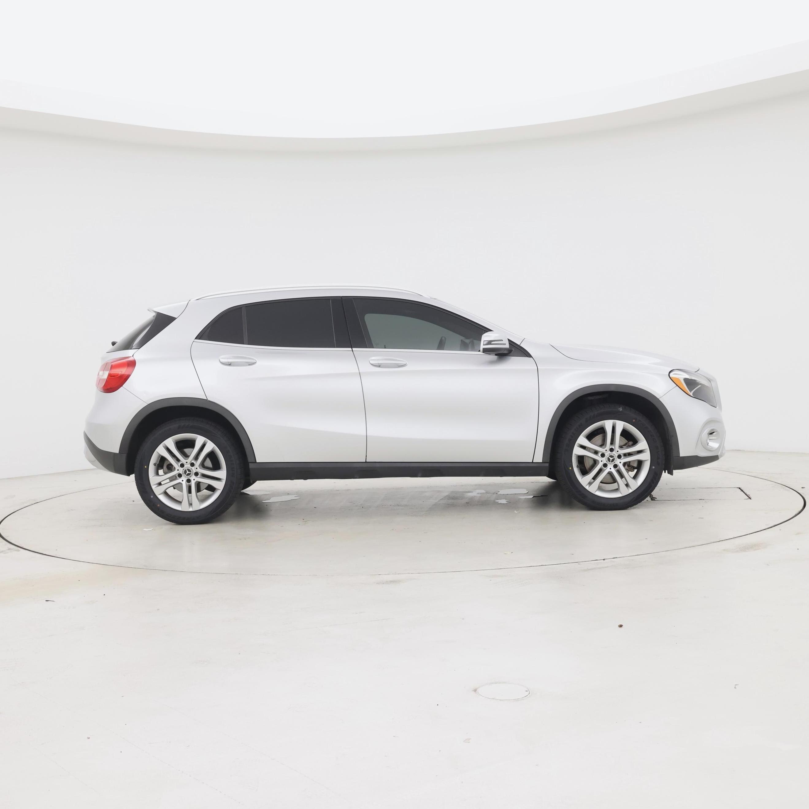 Thumbnail: 2019 Mercedes-Benz GLA - 7