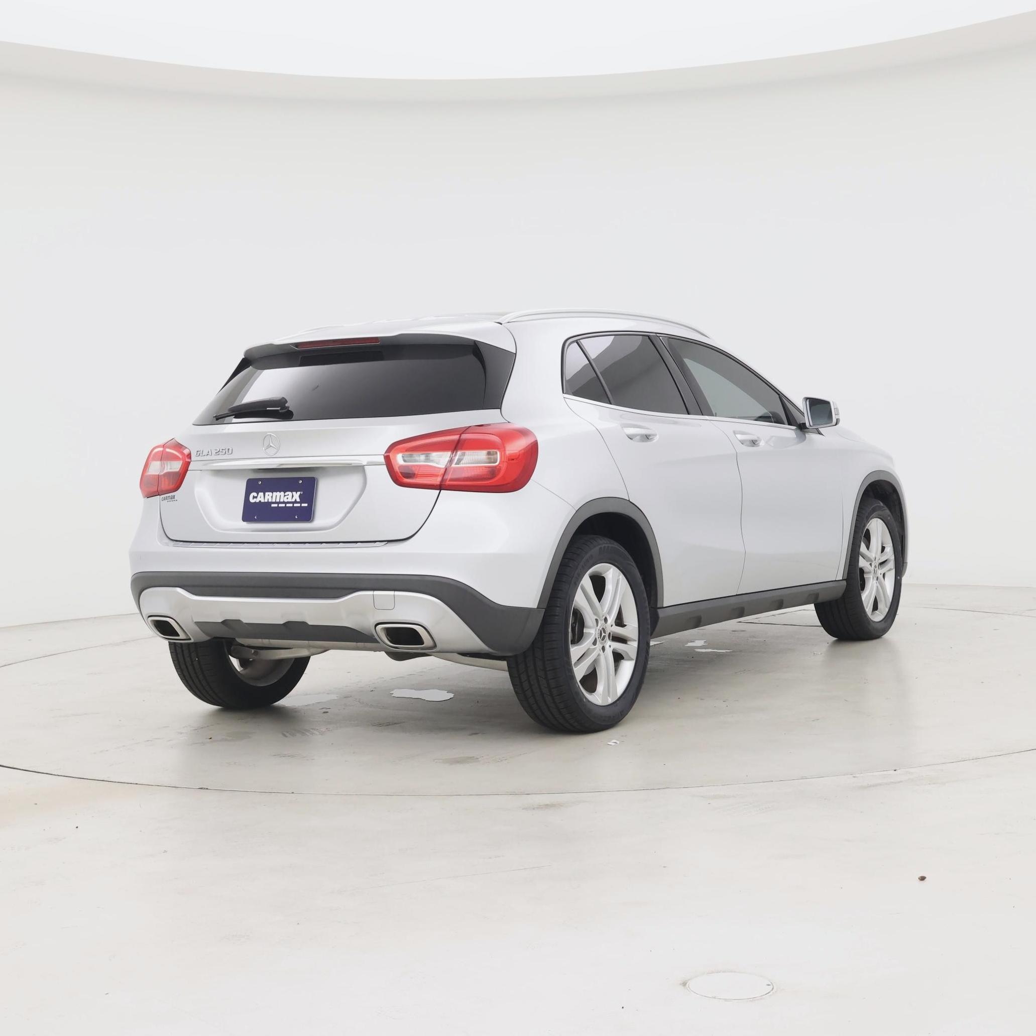 Thumbnail: 2019 Mercedes-Benz GLA - 8