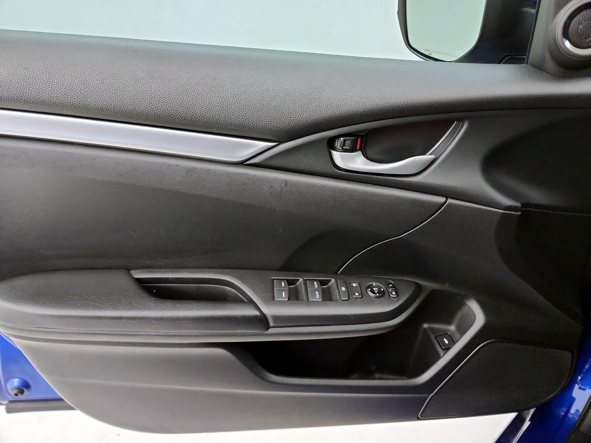 Thumbnail: 2020 Honda Civic - 12