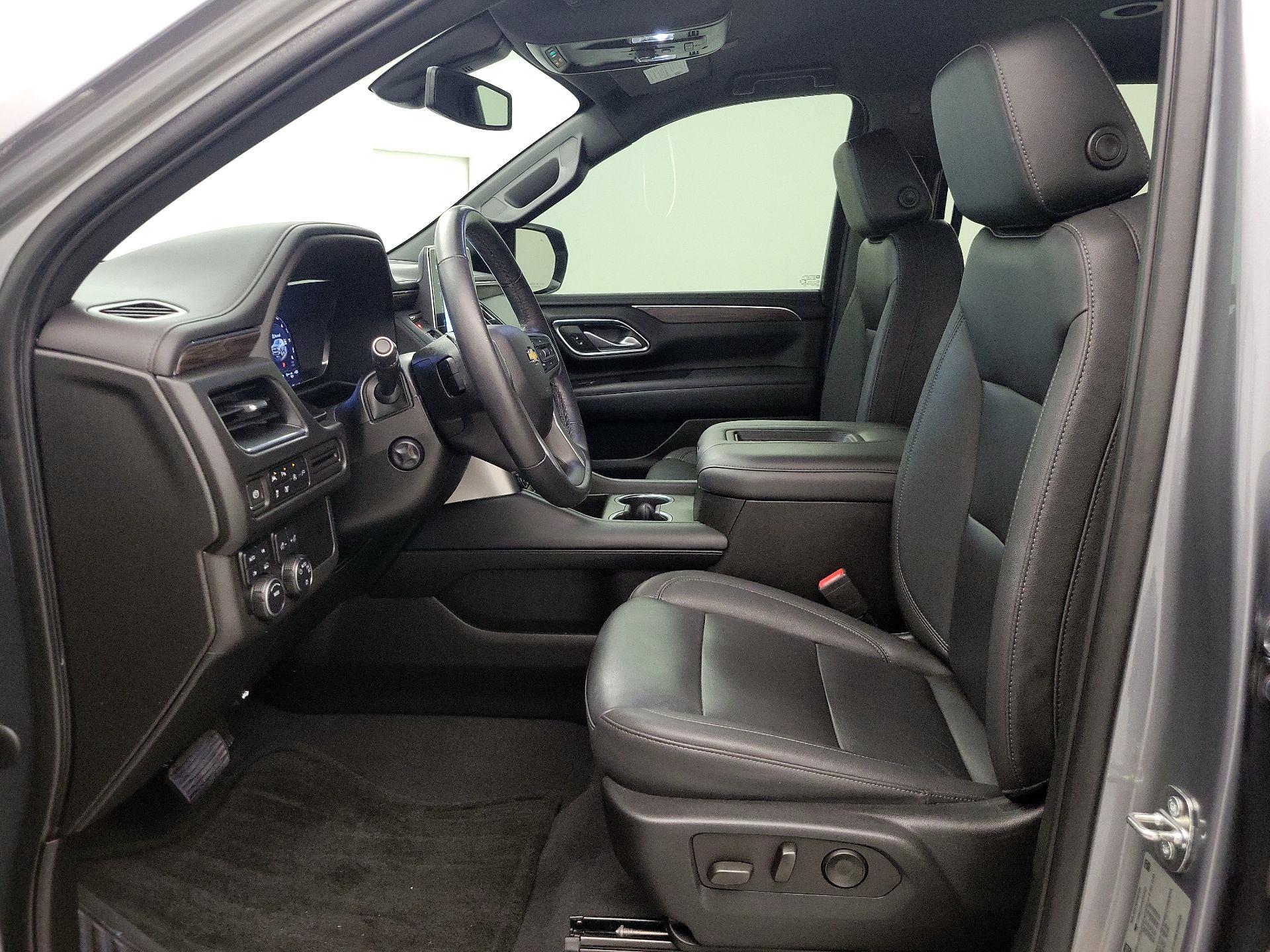 Thumbnail: 2022 Chevrolet Suburban - 11