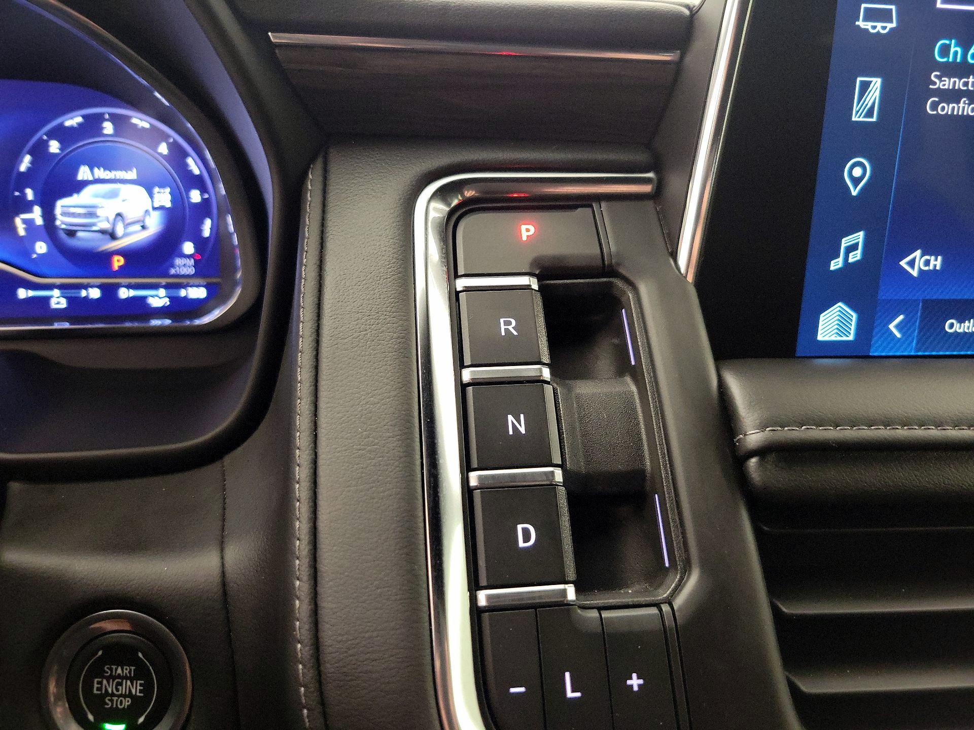 Thumbnail: 2022 Chevrolet Suburban - 18