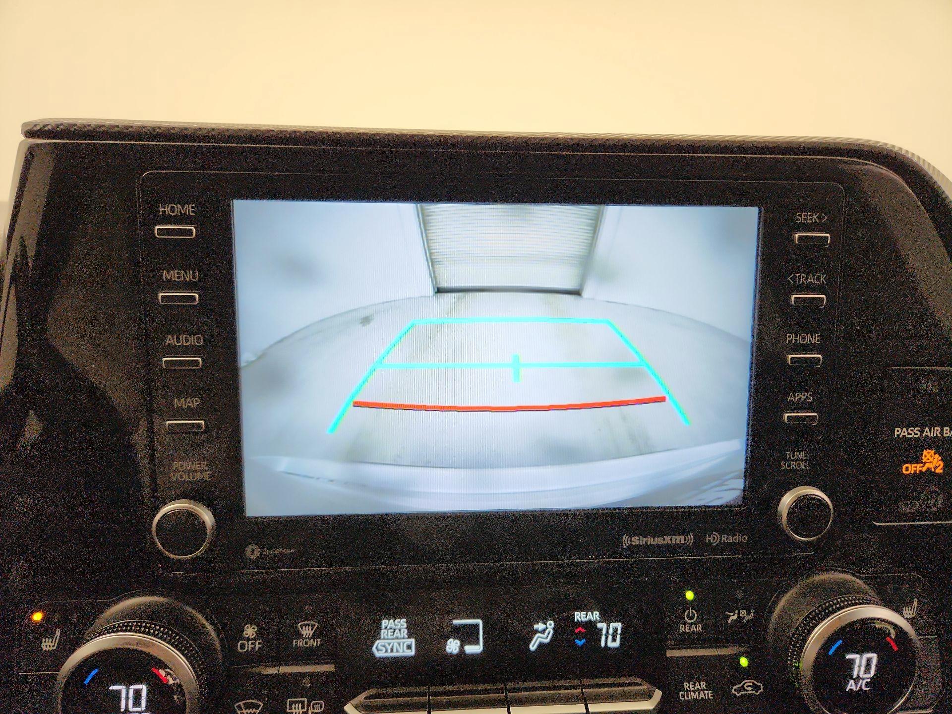 Thumbnail: 2021 Toyota Highlander - 12