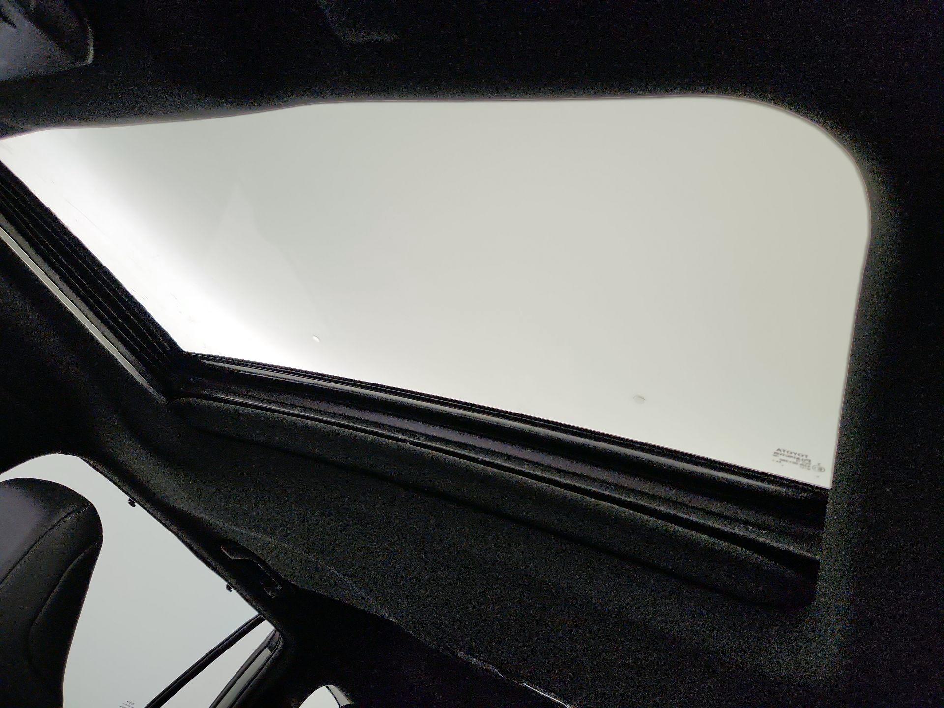 Thumbnail: 2021 Toyota Highlander - 17