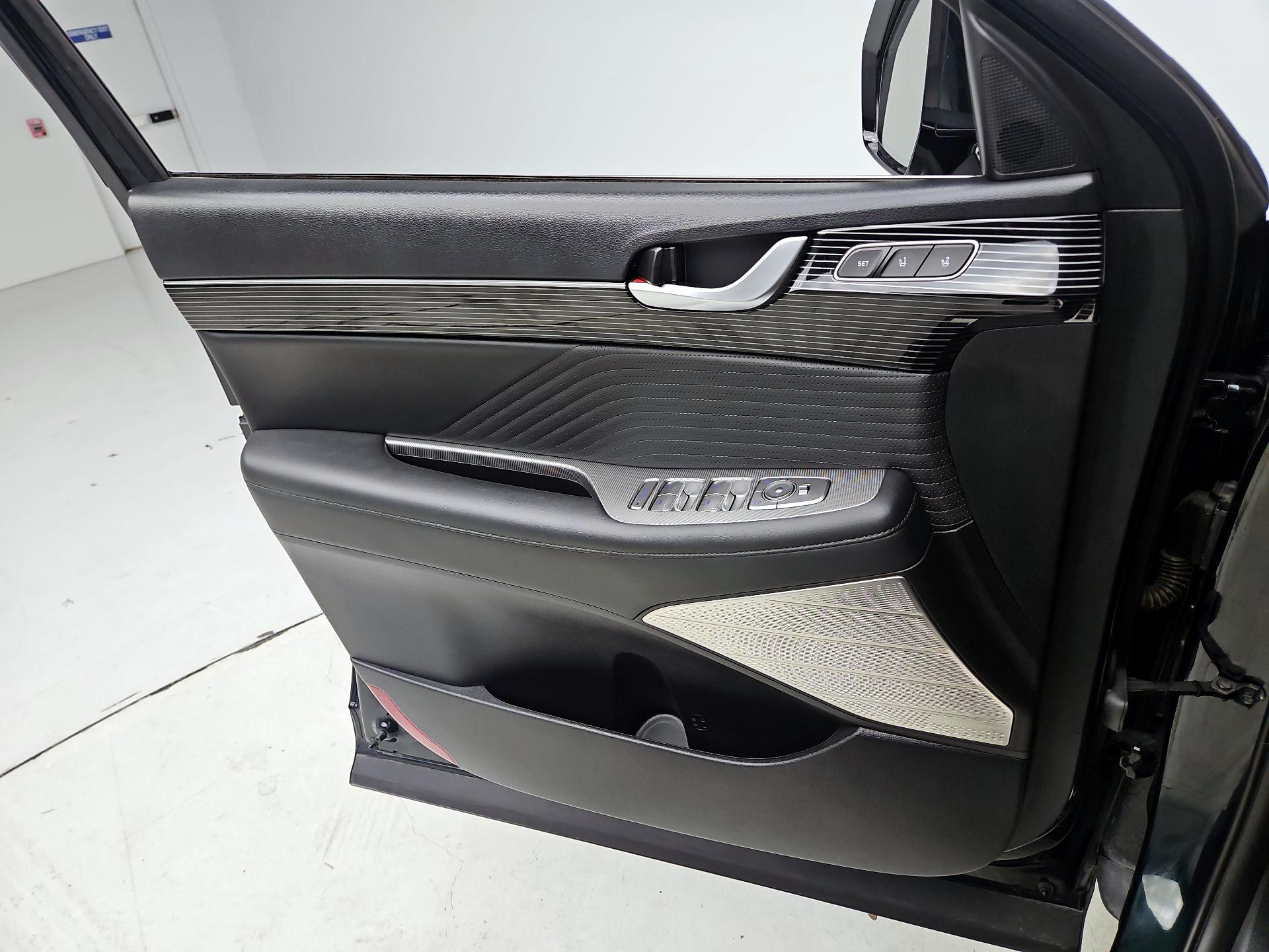 Thumbnail: 2023 Hyundai Palisade - 12