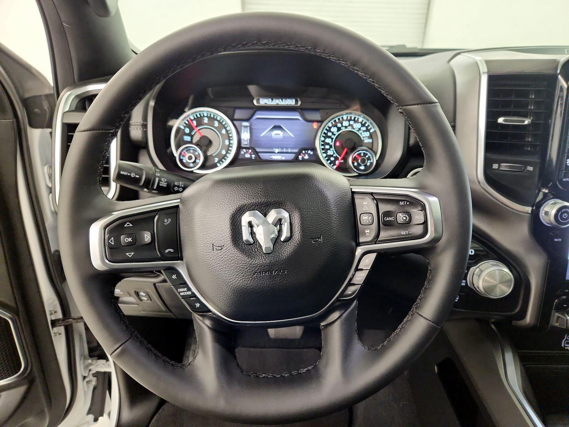 Thumbnail: 2025 RAM 1500 - 10
