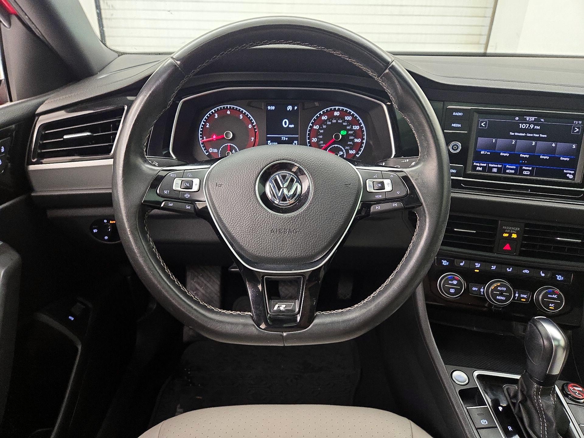 Thumbnail: 2020 Volkswagen Jetta - 10