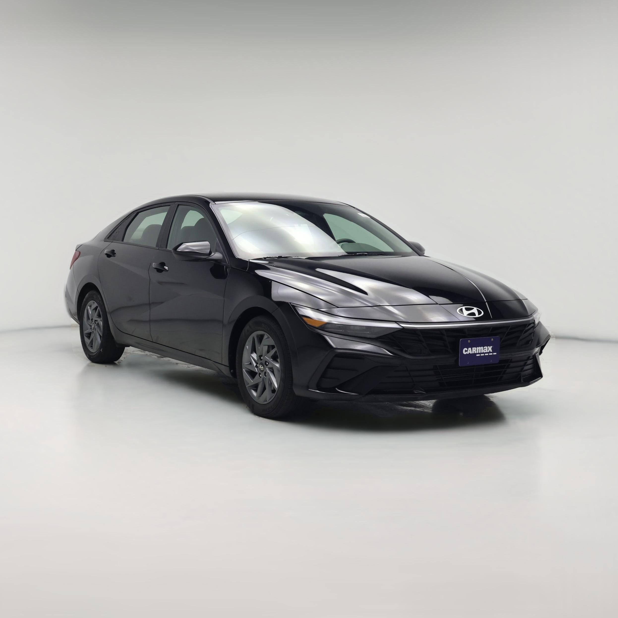 Thumbnail: 2024 Hyundai Elantra - 1