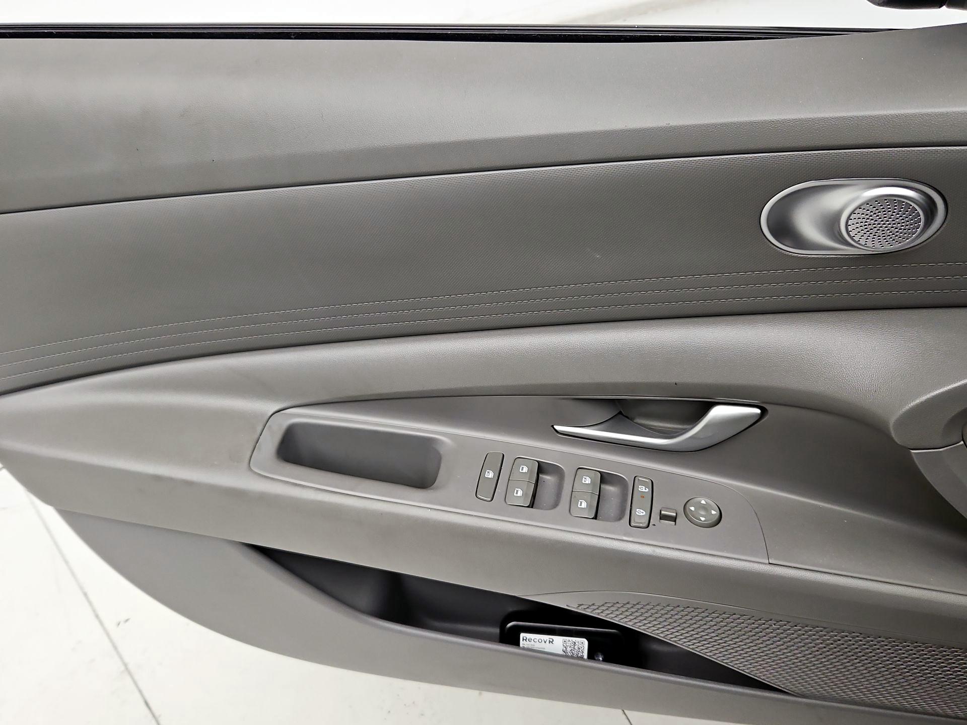 Thumbnail: 2024 Hyundai Elantra - 12