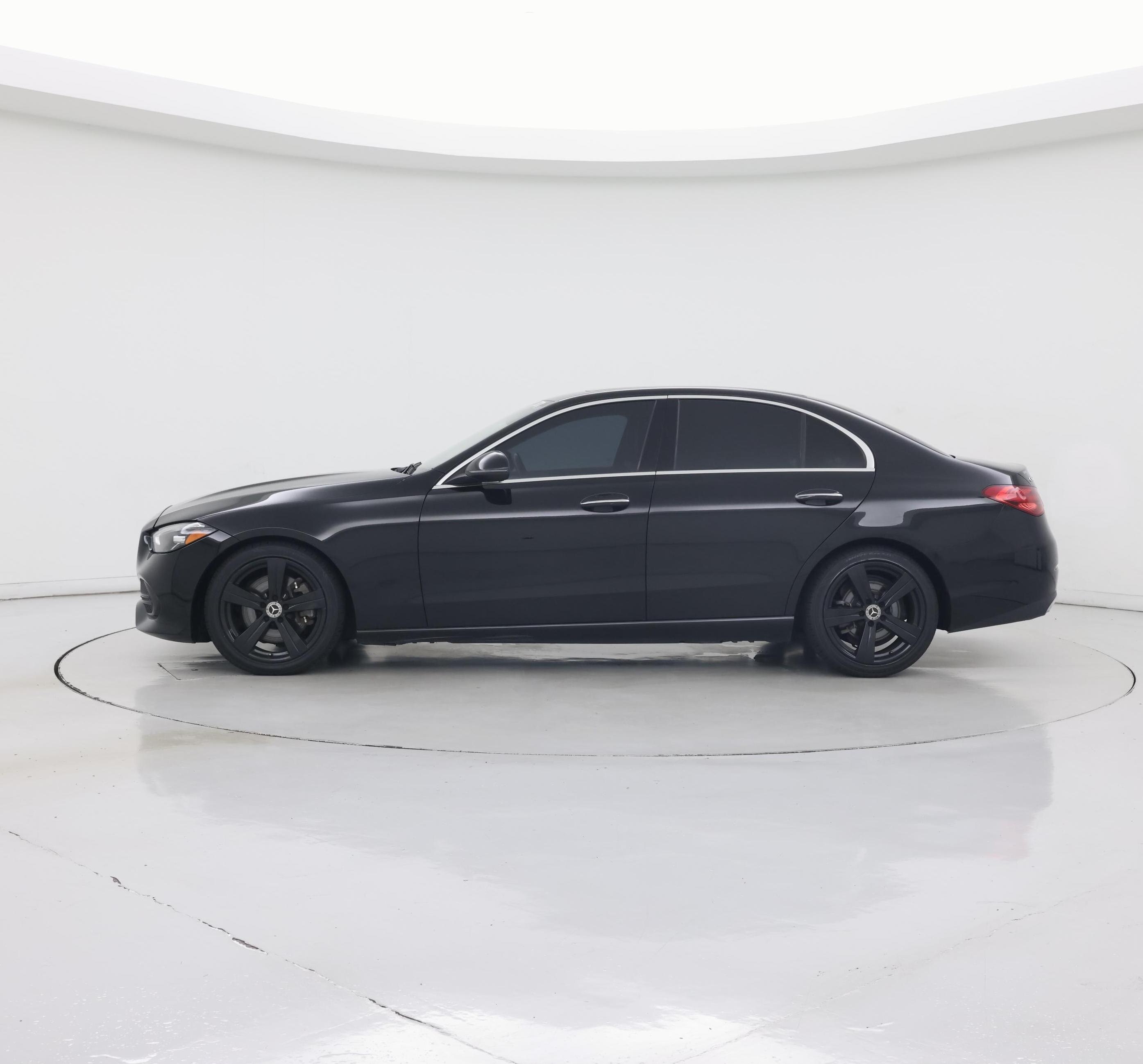 Thumbnail: 2022 Mercedes-Benz C-Class - 3
