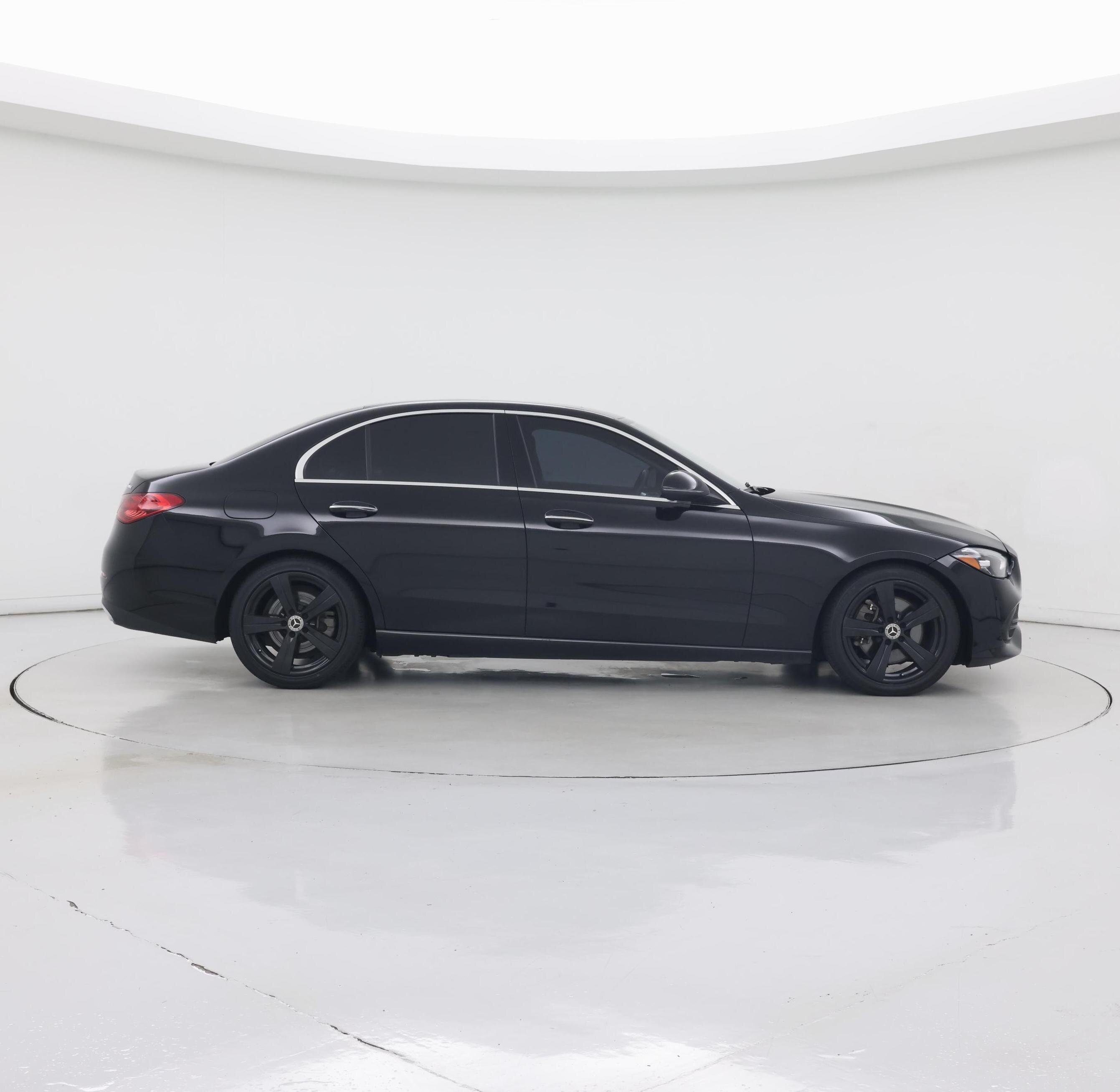 Thumbnail: 2022 Mercedes-Benz C-Class - 7