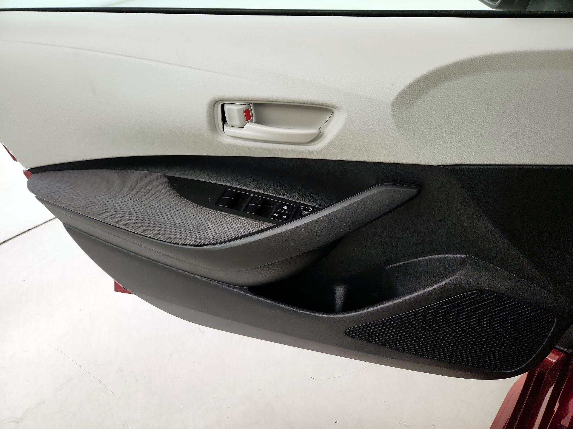 Thumbnail: 2025 Toyota Corolla - 12