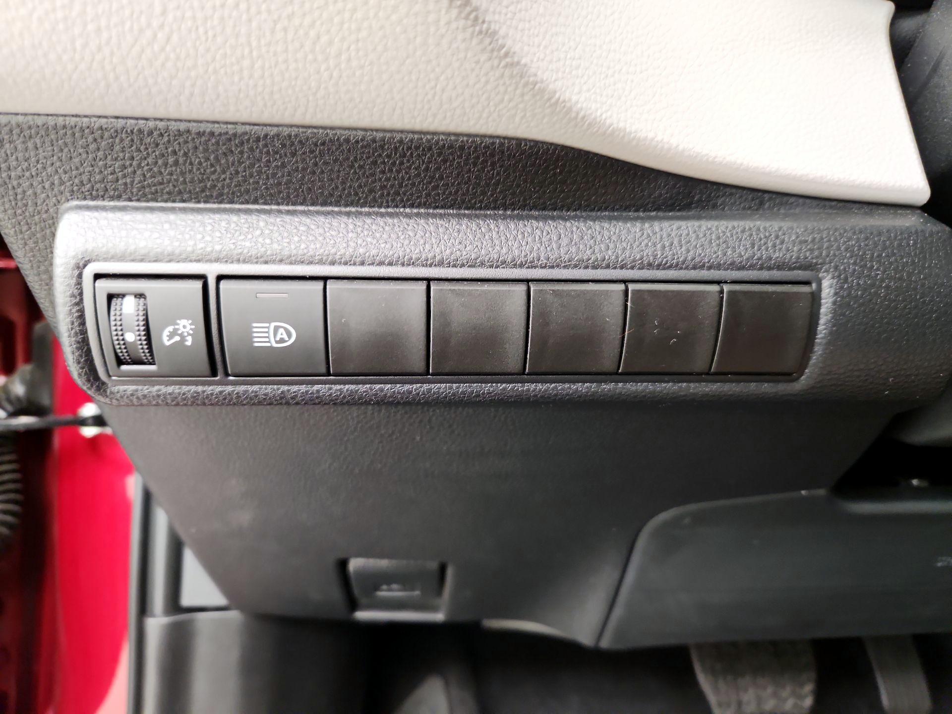 Thumbnail: 2025 Toyota Corolla - 13