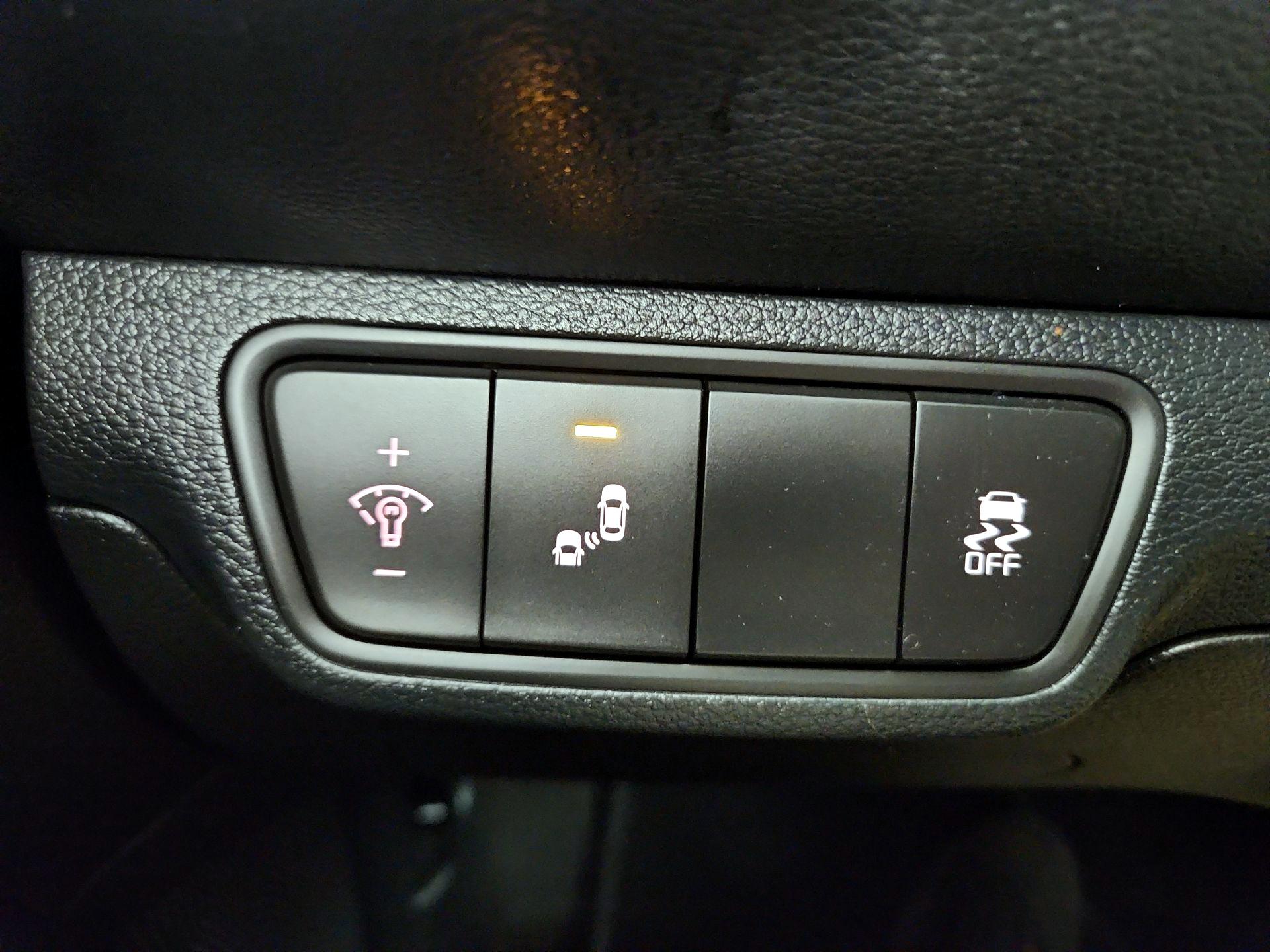 Thumbnail: 2024 Kia Forte - 13