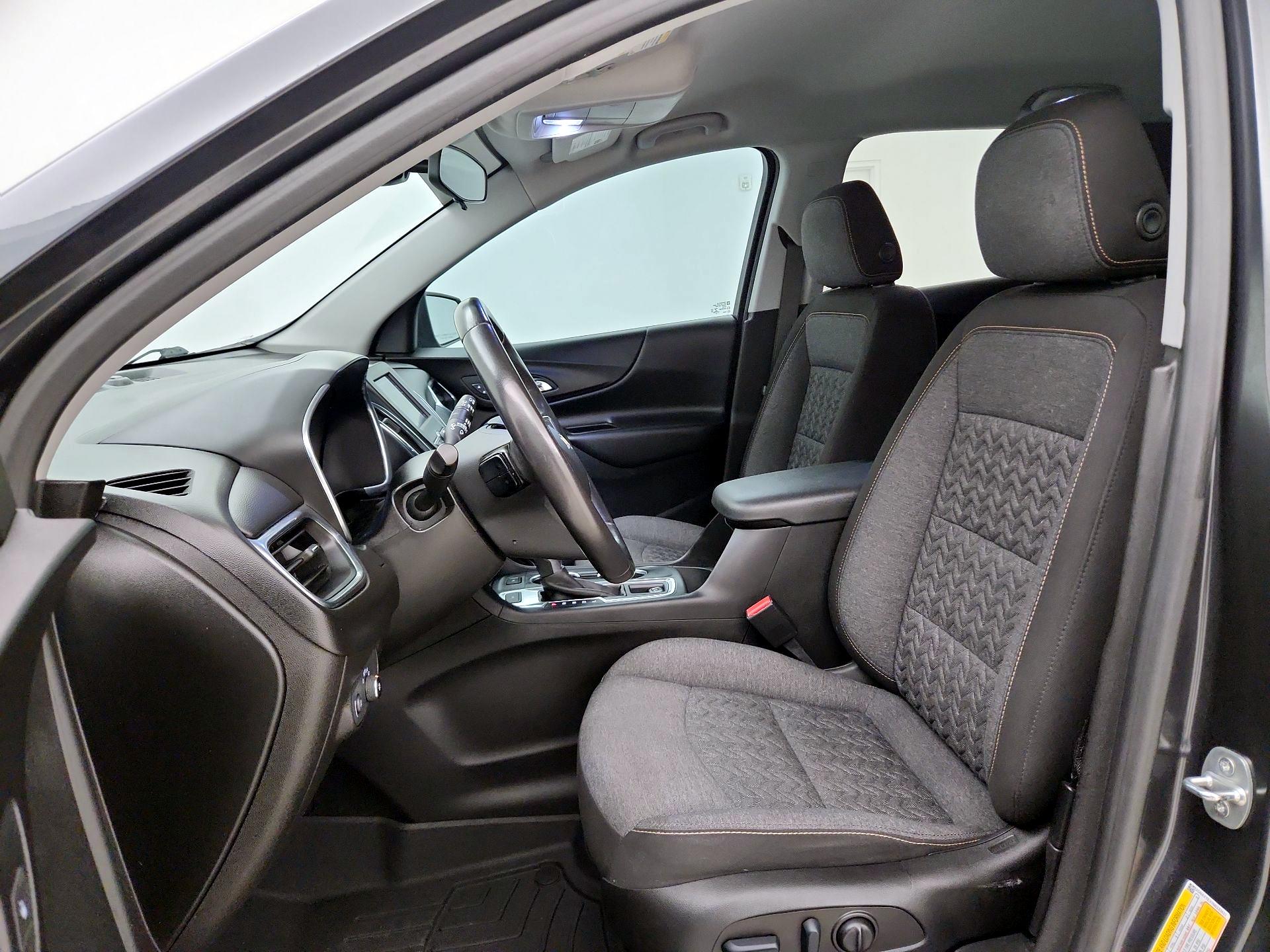 Thumbnail: 2022 Chevrolet Equinox - 11