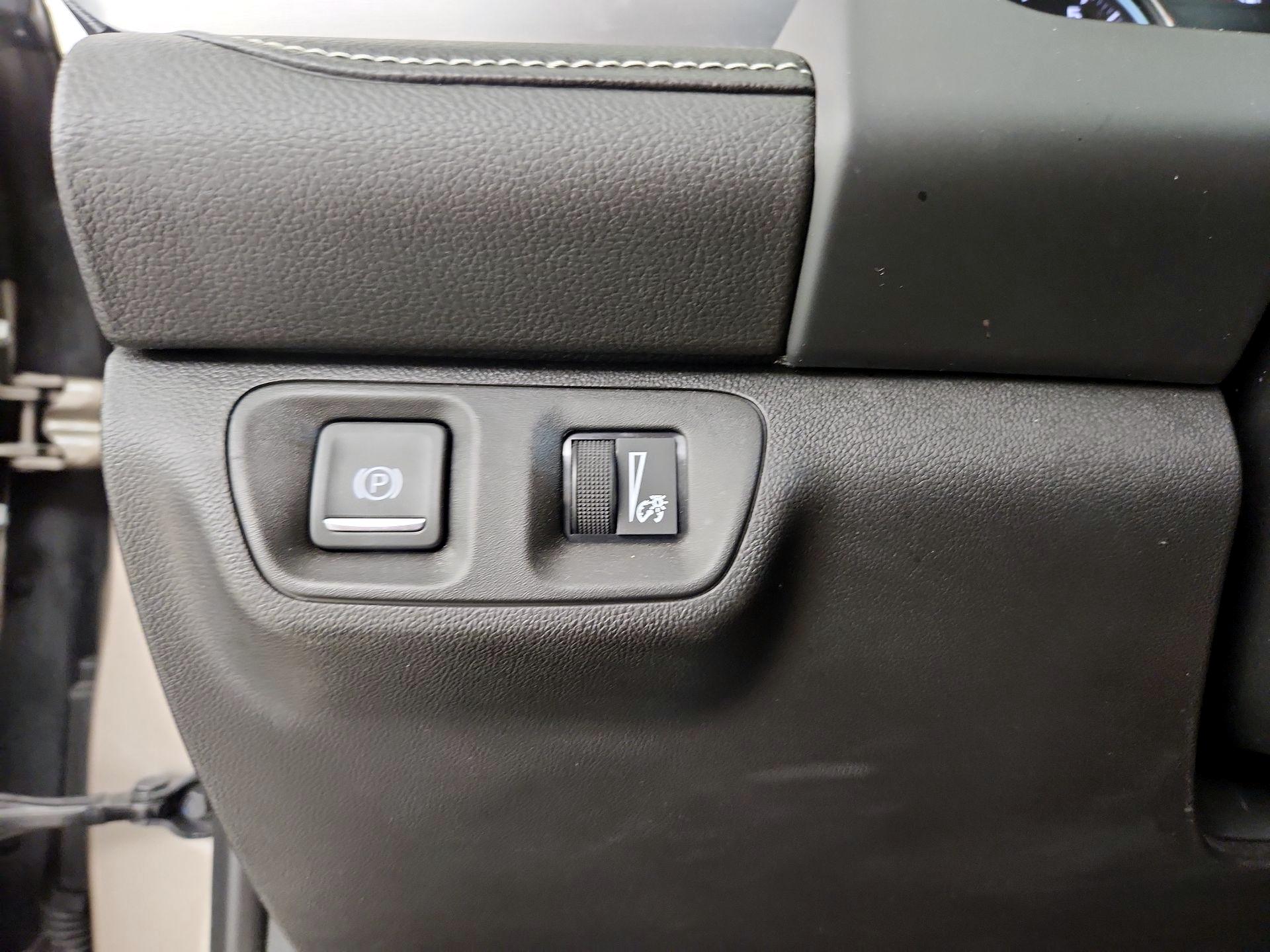 Thumbnail: 2022 GMC Acadia - 13