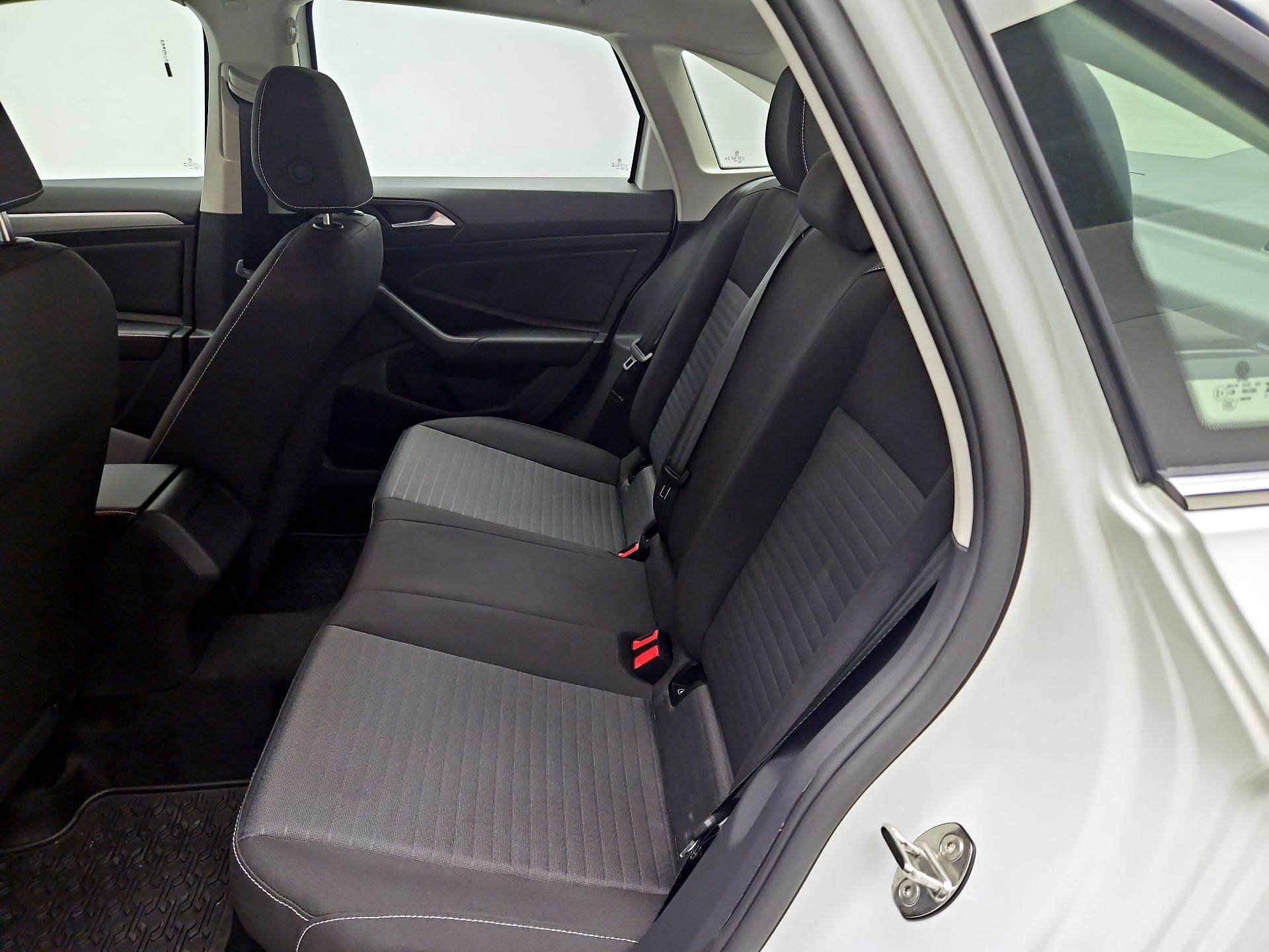 Thumbnail: 2025 Volkswagen Jetta - 19