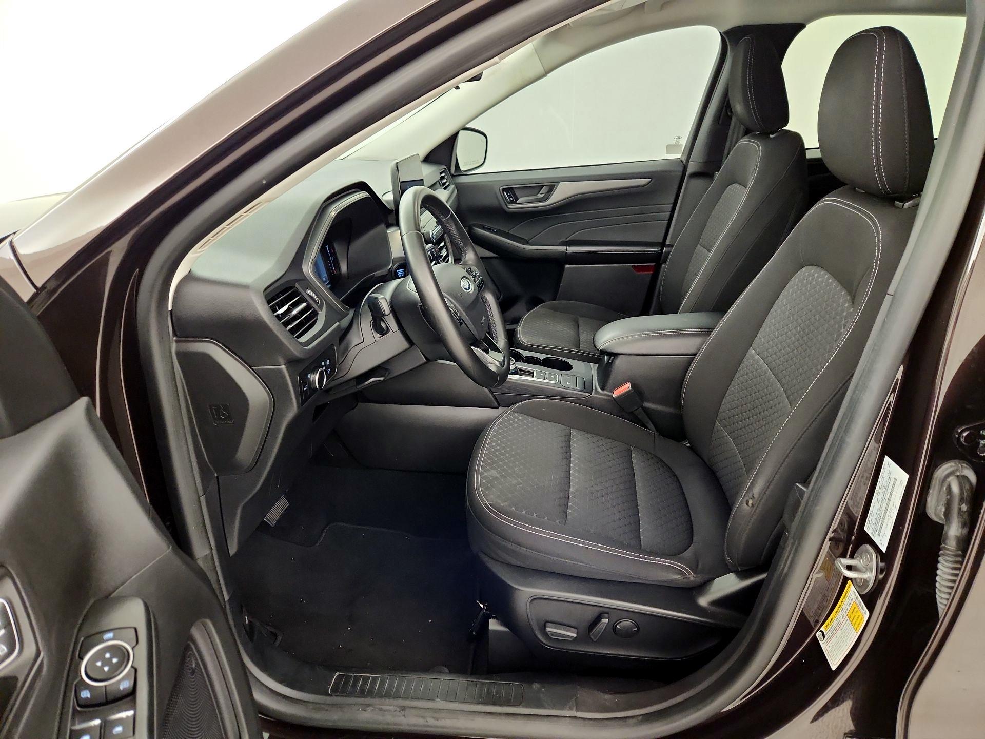 Thumbnail: 2023 Ford Escape - 11