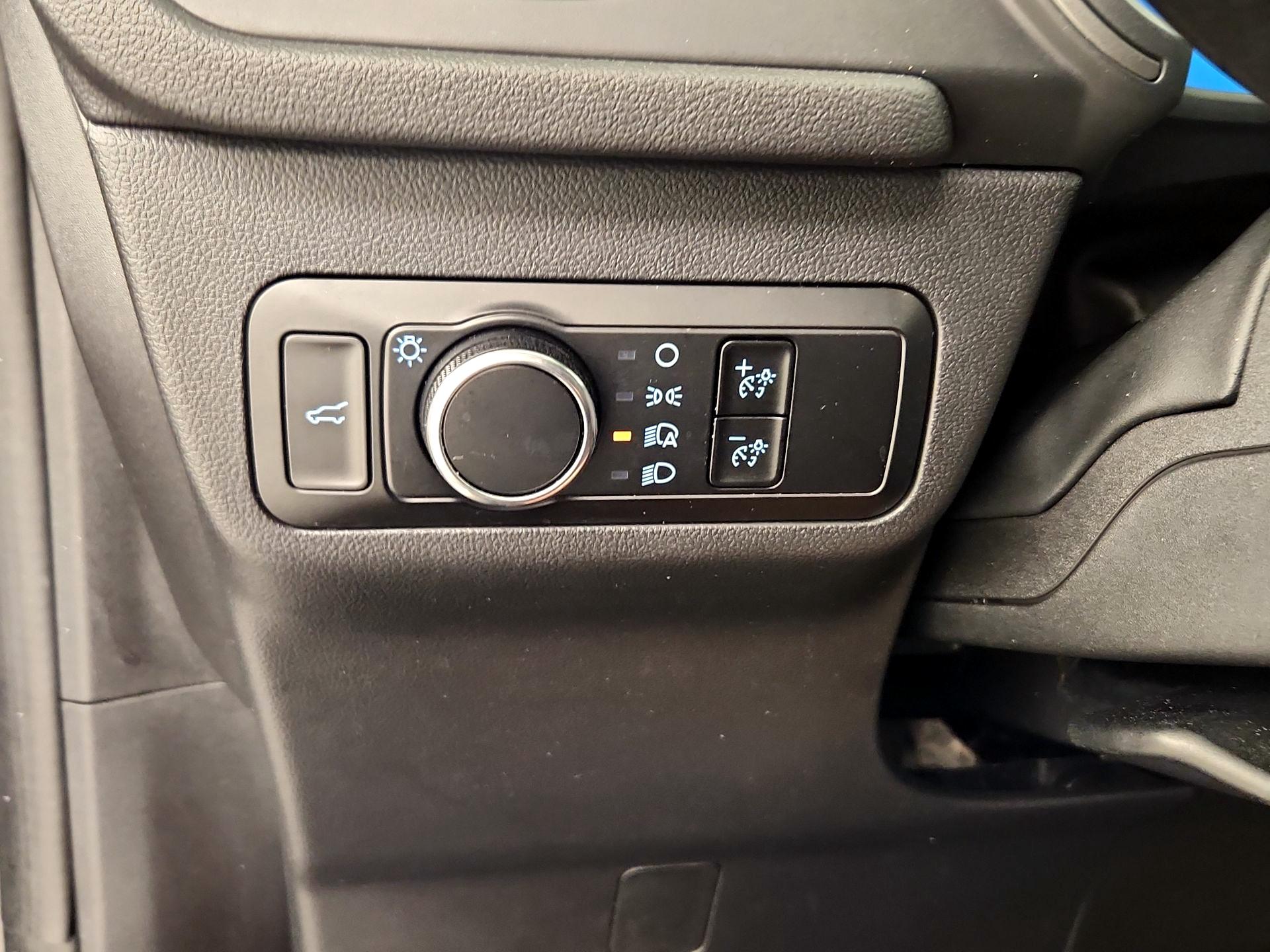 Thumbnail: 2023 Ford Escape - 13