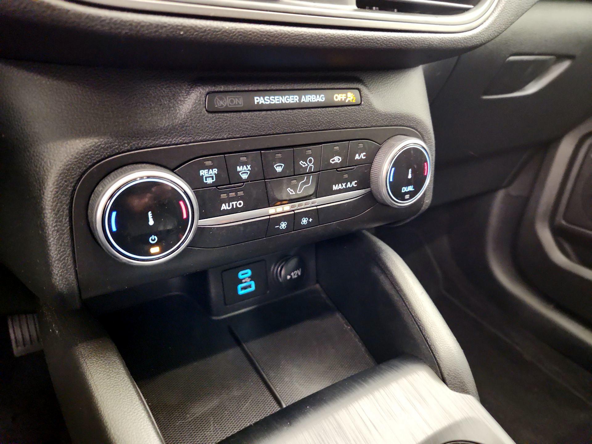 Thumbnail: 2023 Ford Escape - 16