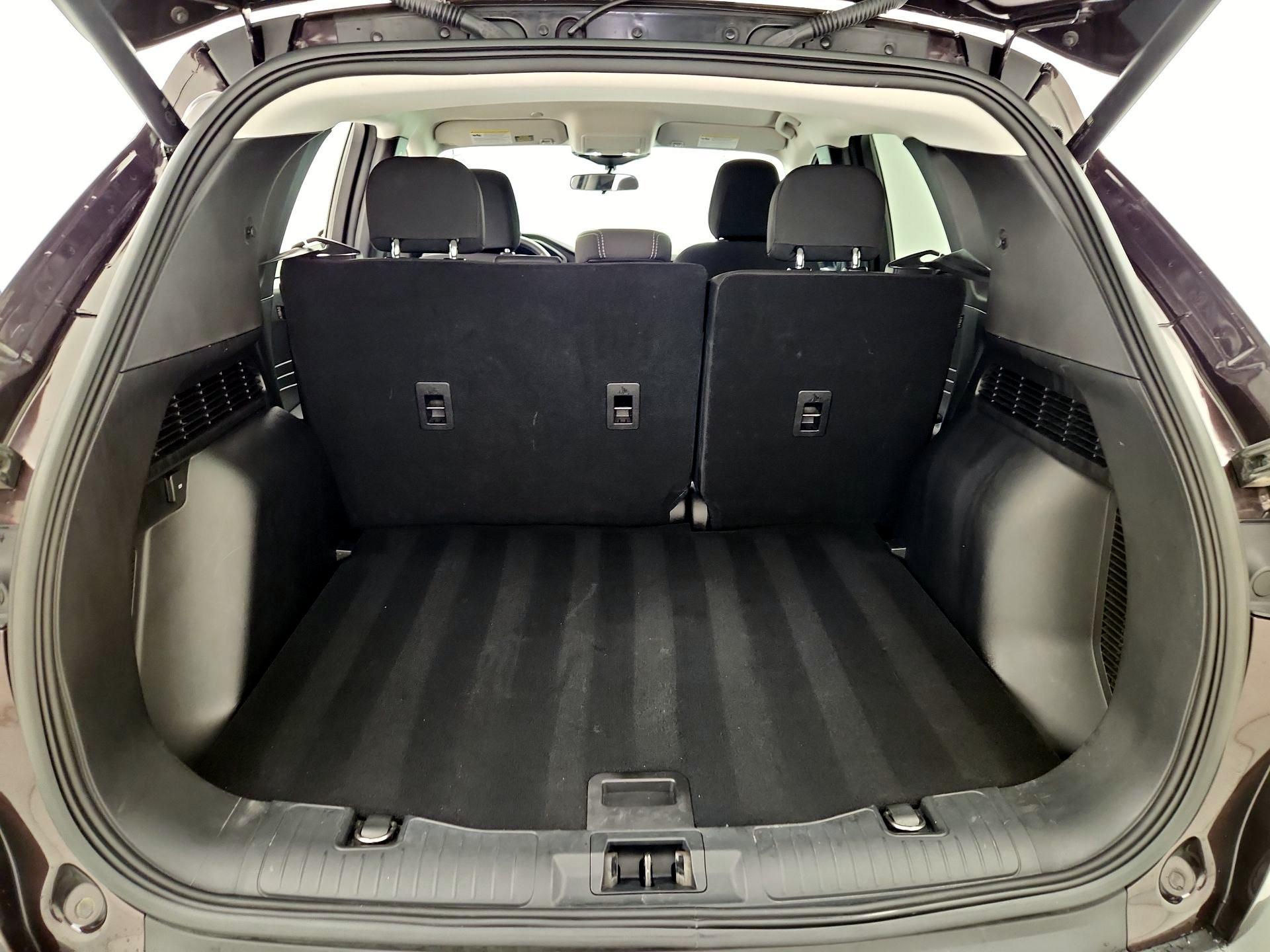 Thumbnail: 2023 Ford Escape - 20