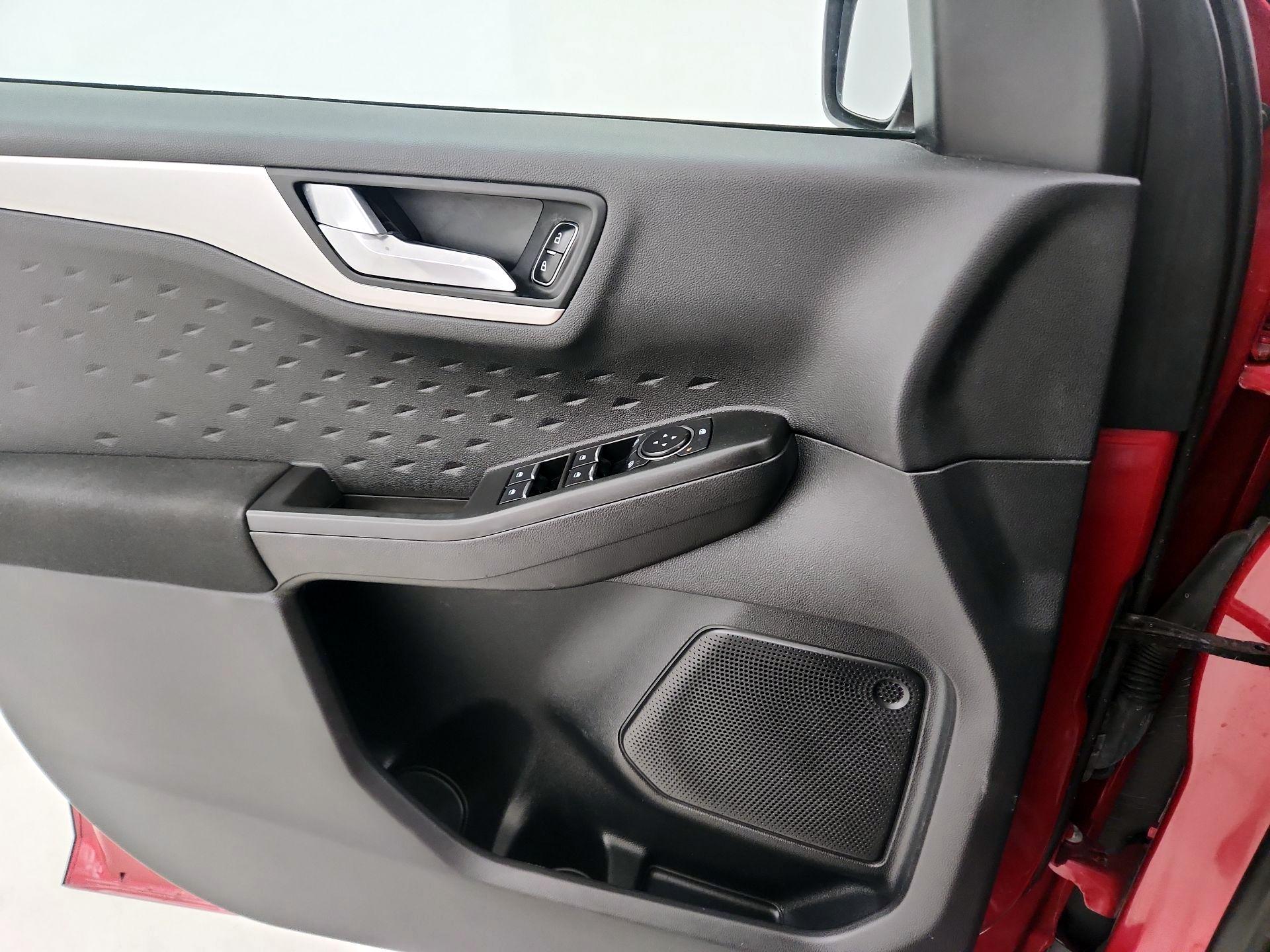 Thumbnail: 2020 Ford Escape - 12