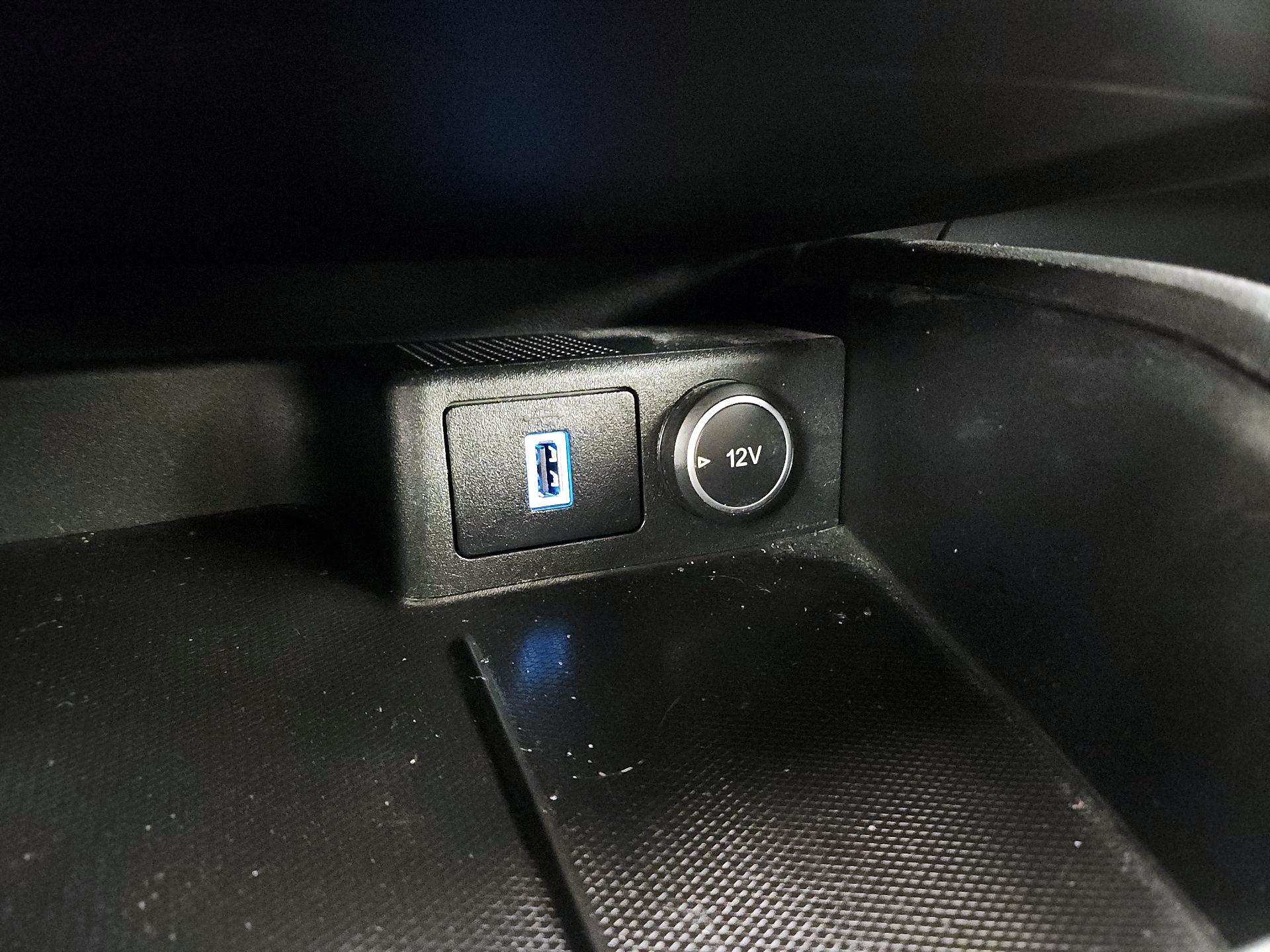 Thumbnail: 2020 Ford Escape - 18