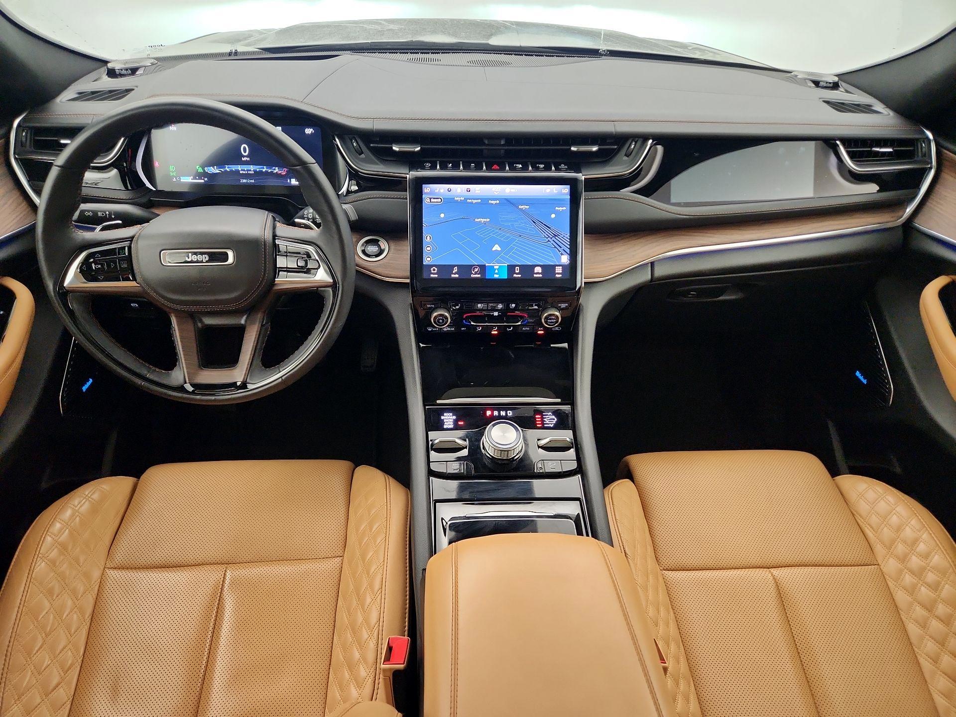 Thumbnail: 2023 Jeep Grand Cherokee L - 9