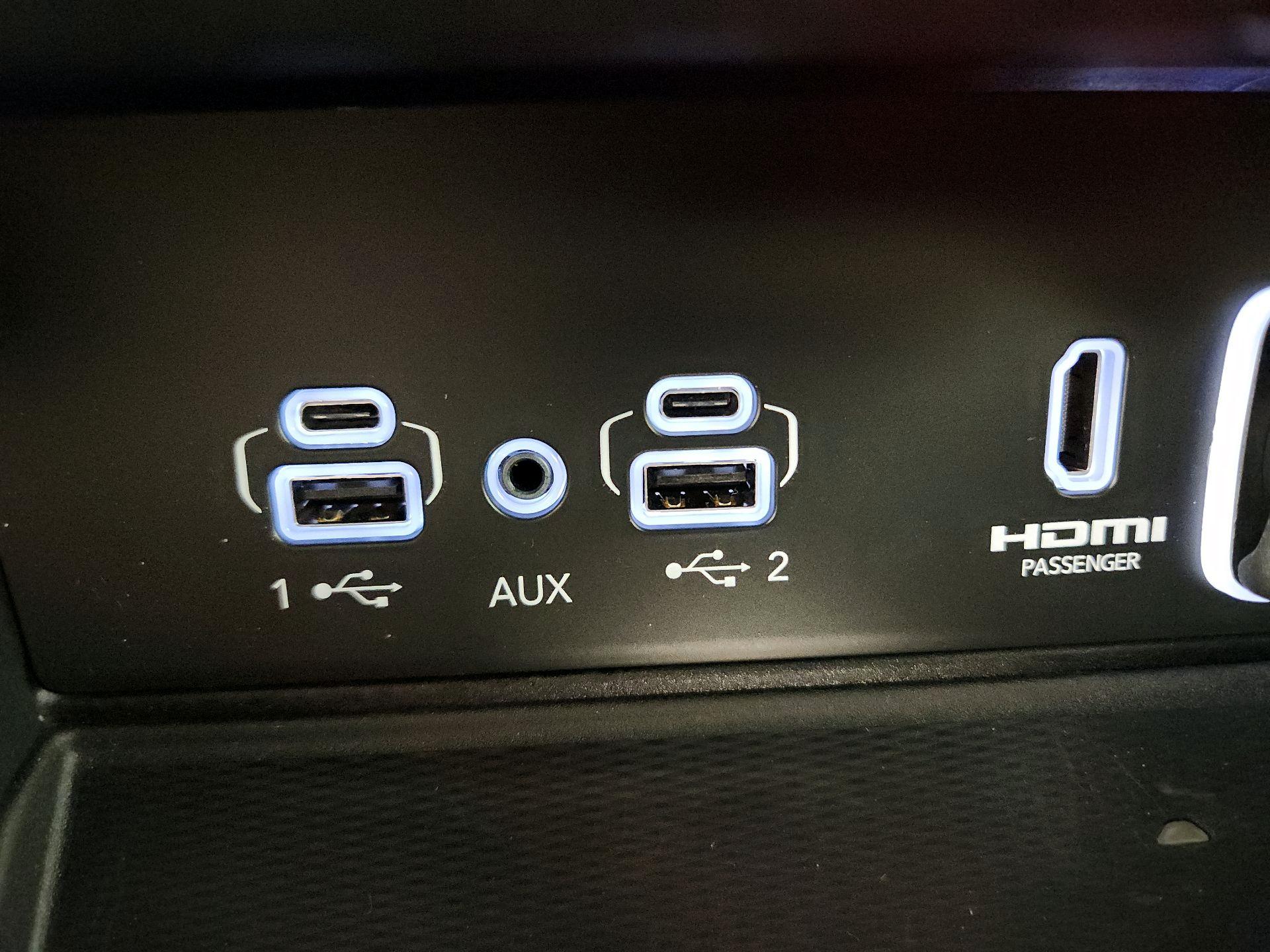 Thumbnail: 2023 Jeep Grand Cherokee L - 19