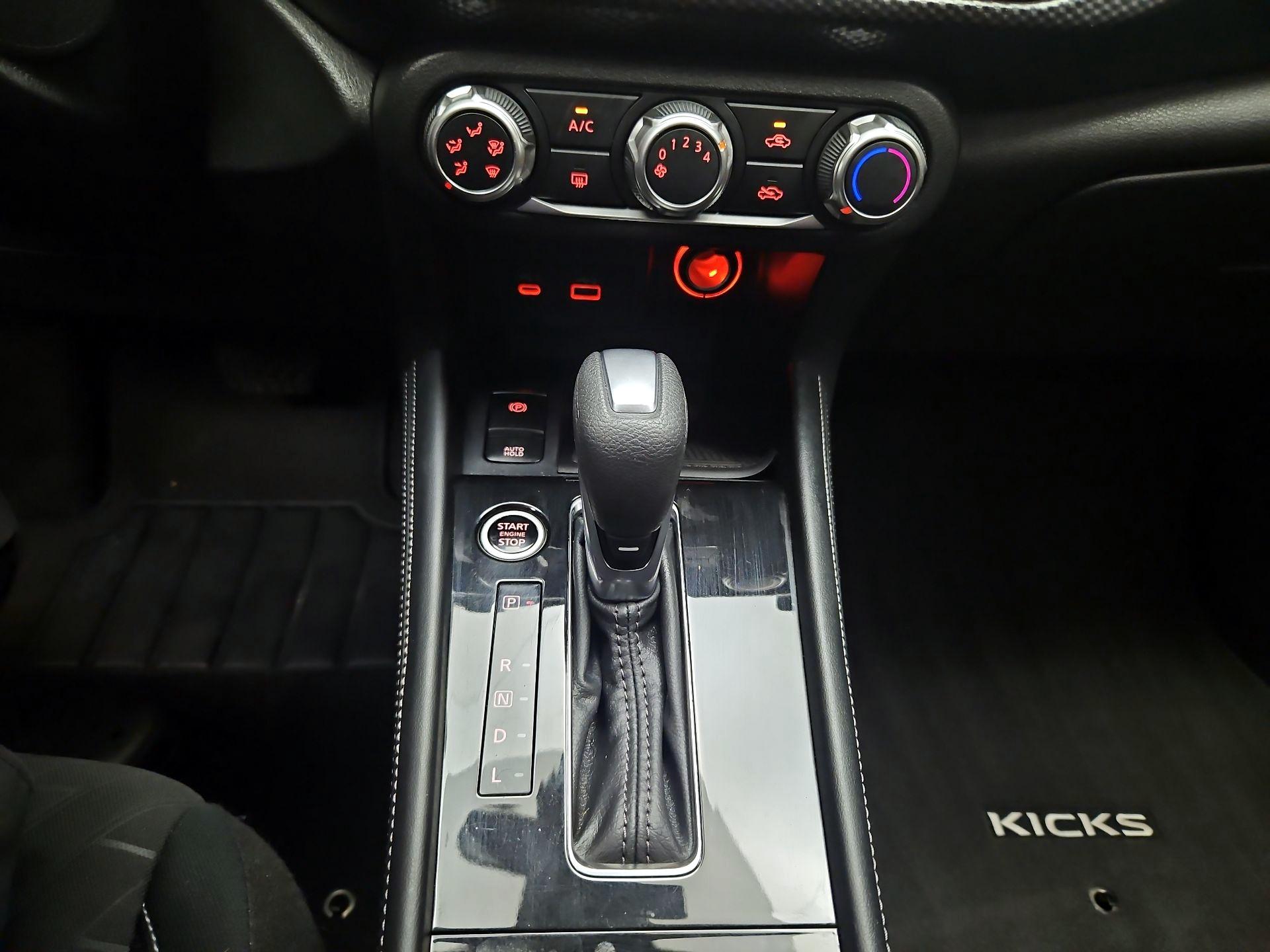 Thumbnail: 2024 Nissan Kicks - 16
