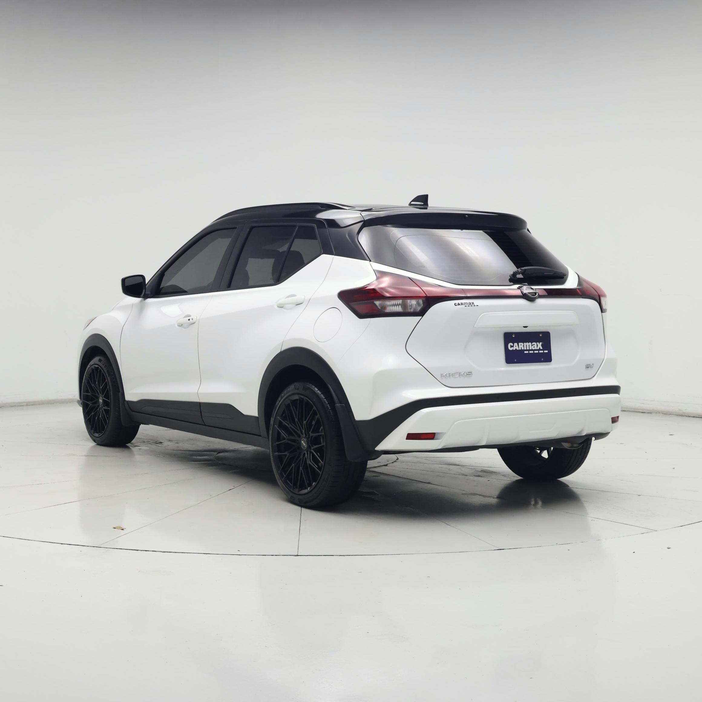 Thumbnail: 2024 Nissan Kicks - 2