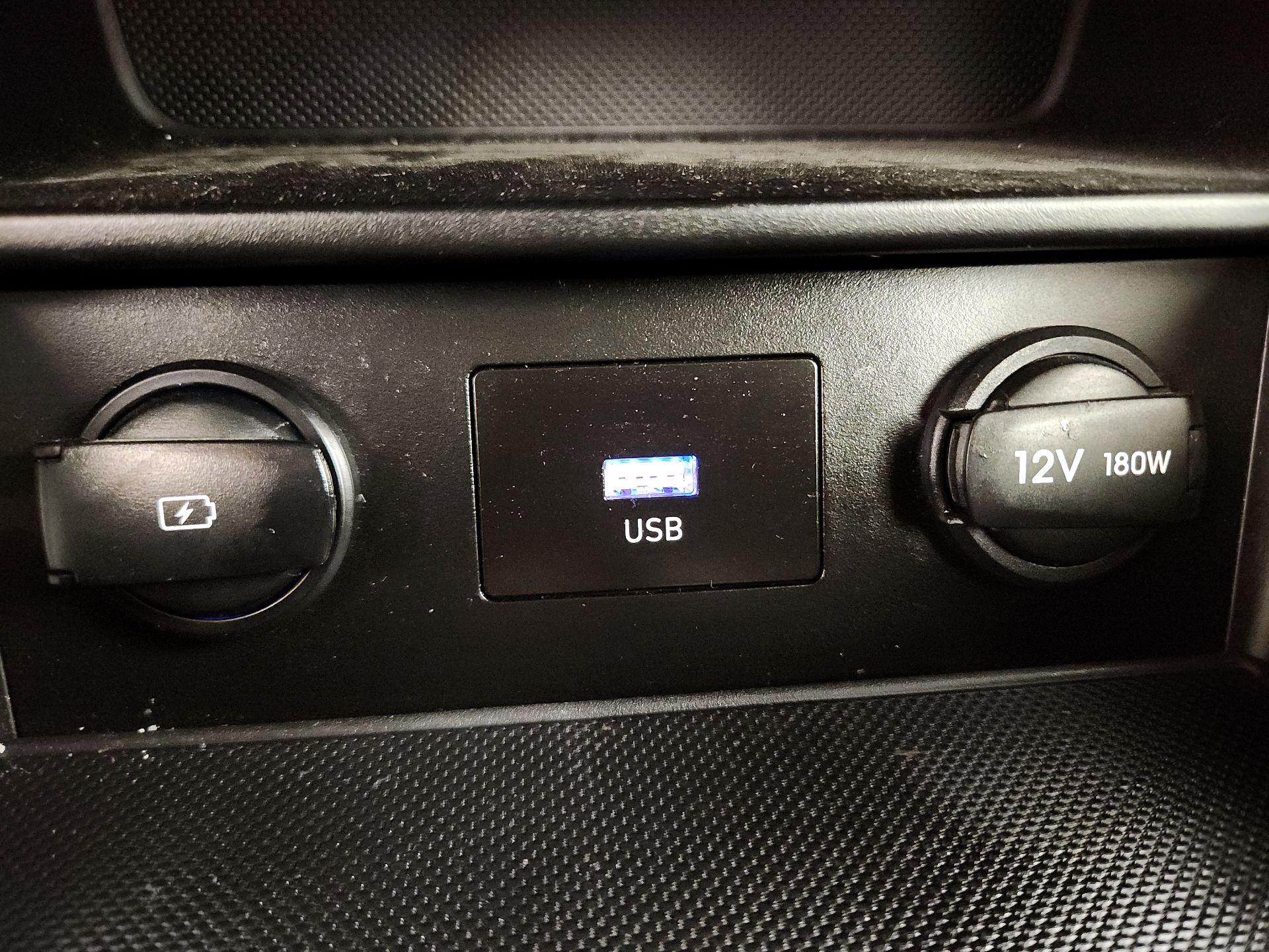 Thumbnail: 2022 Hyundai Kona - 18