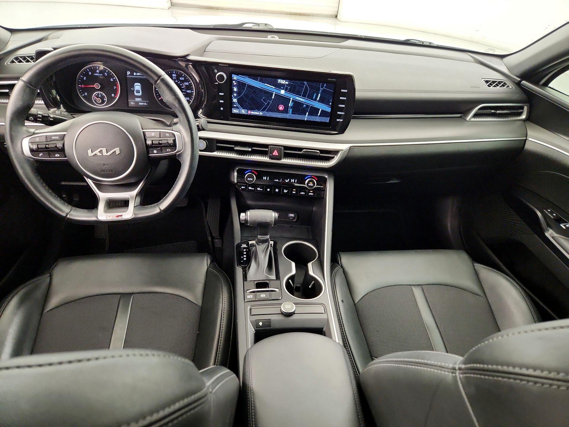 Thumbnail: 2022 Kia K5 - 9